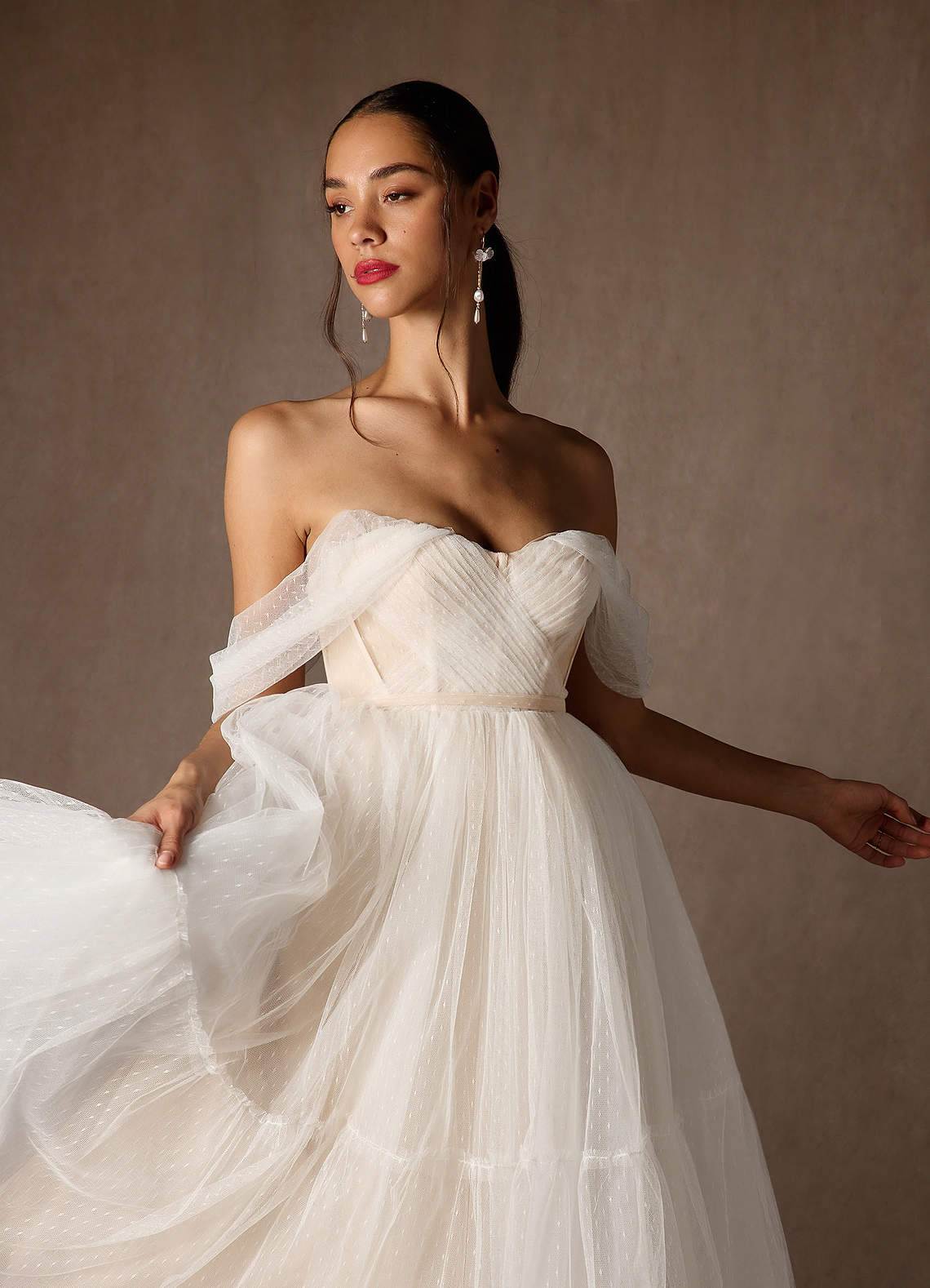 Azazie Vienna At-home Try On Dresses Diamond White Champagne A-Line Off-The-Shouler Tulle Dress image7