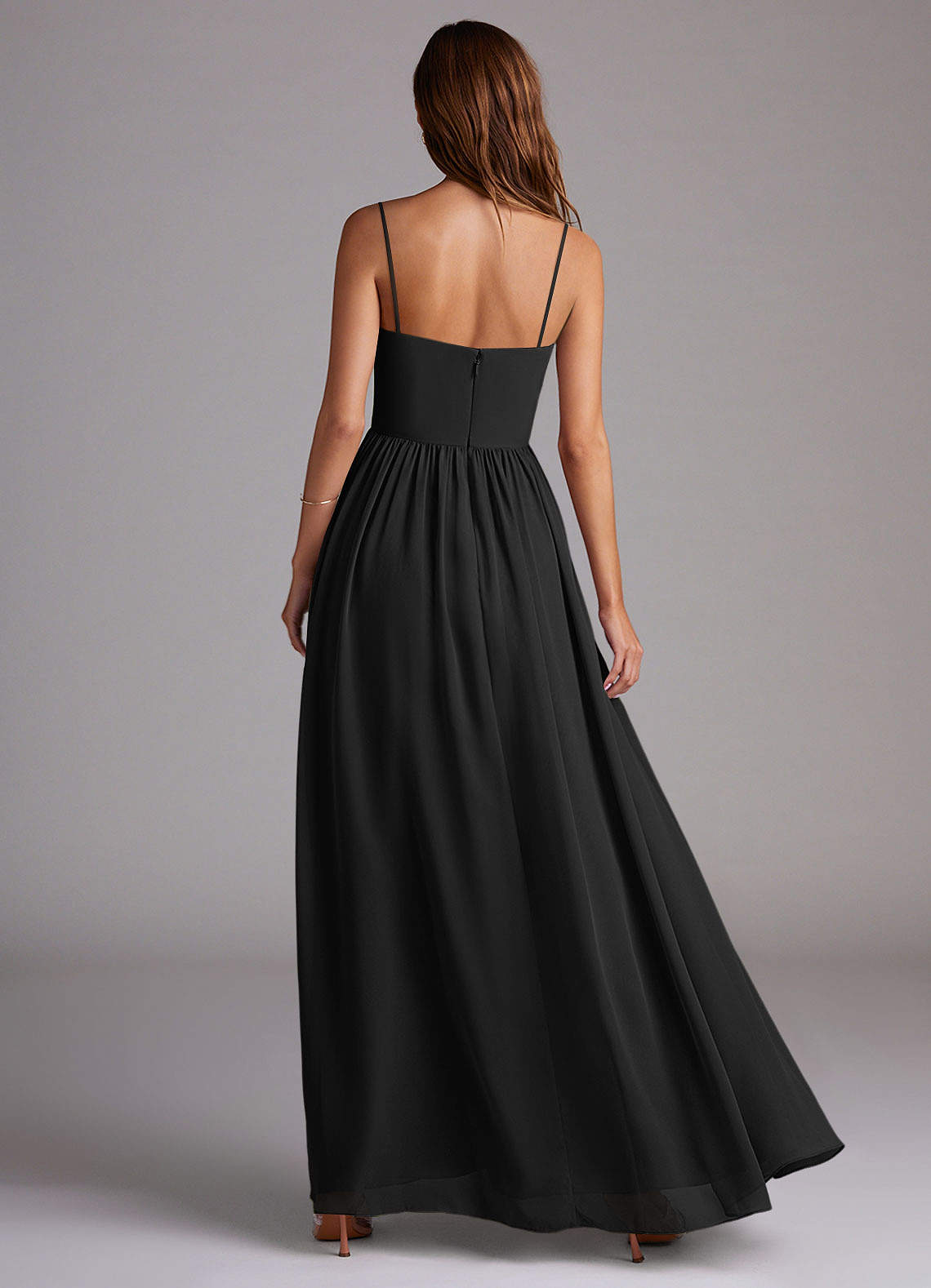 Azazie Calianna Brudtärnklänningar Klä av A-Linje i Chiffong Av axeln Svart Konvertibel image4