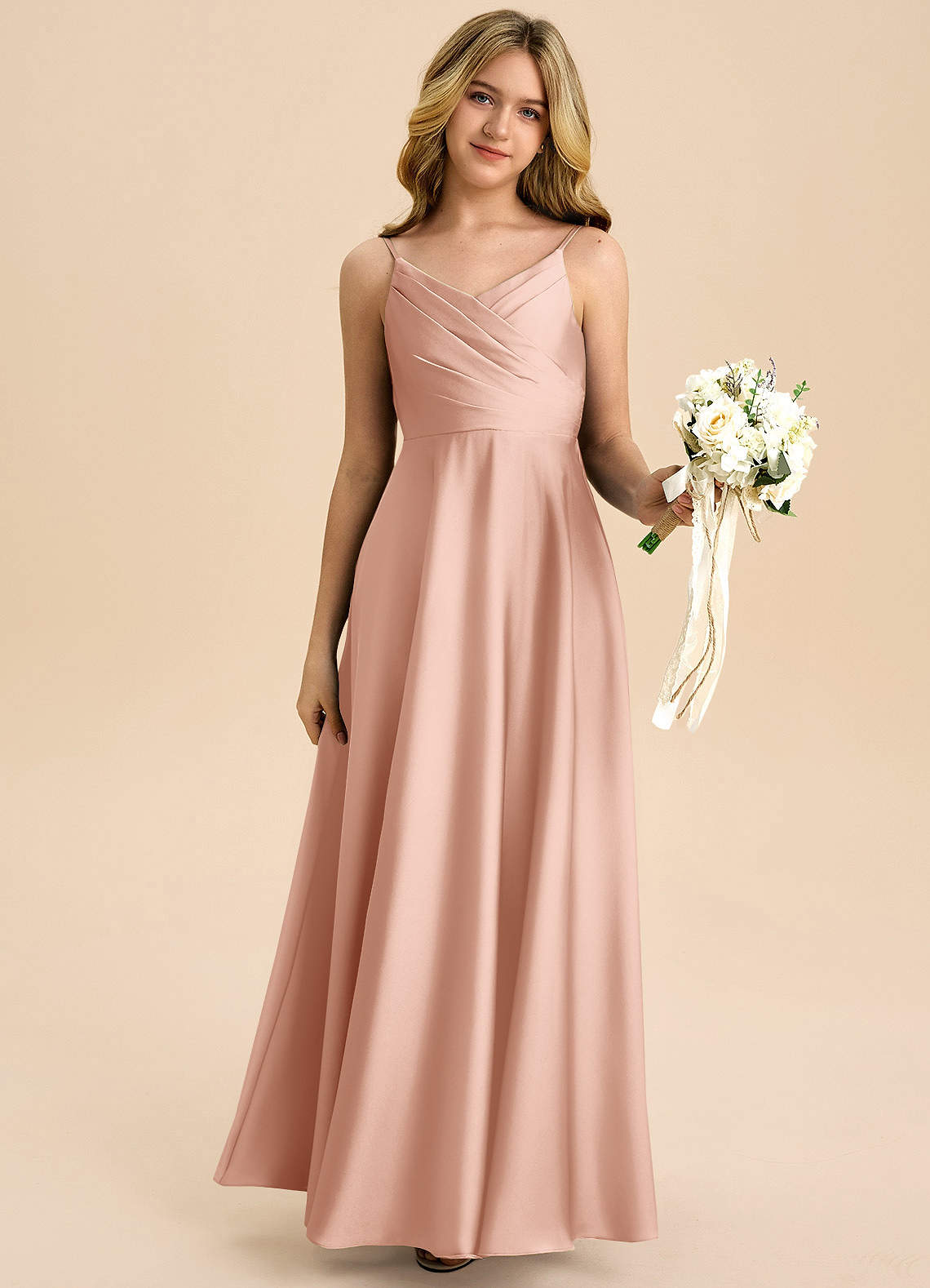 Azazie Bug Junior Robe Trapèze en Satin extensible Plissée Or Rose image5