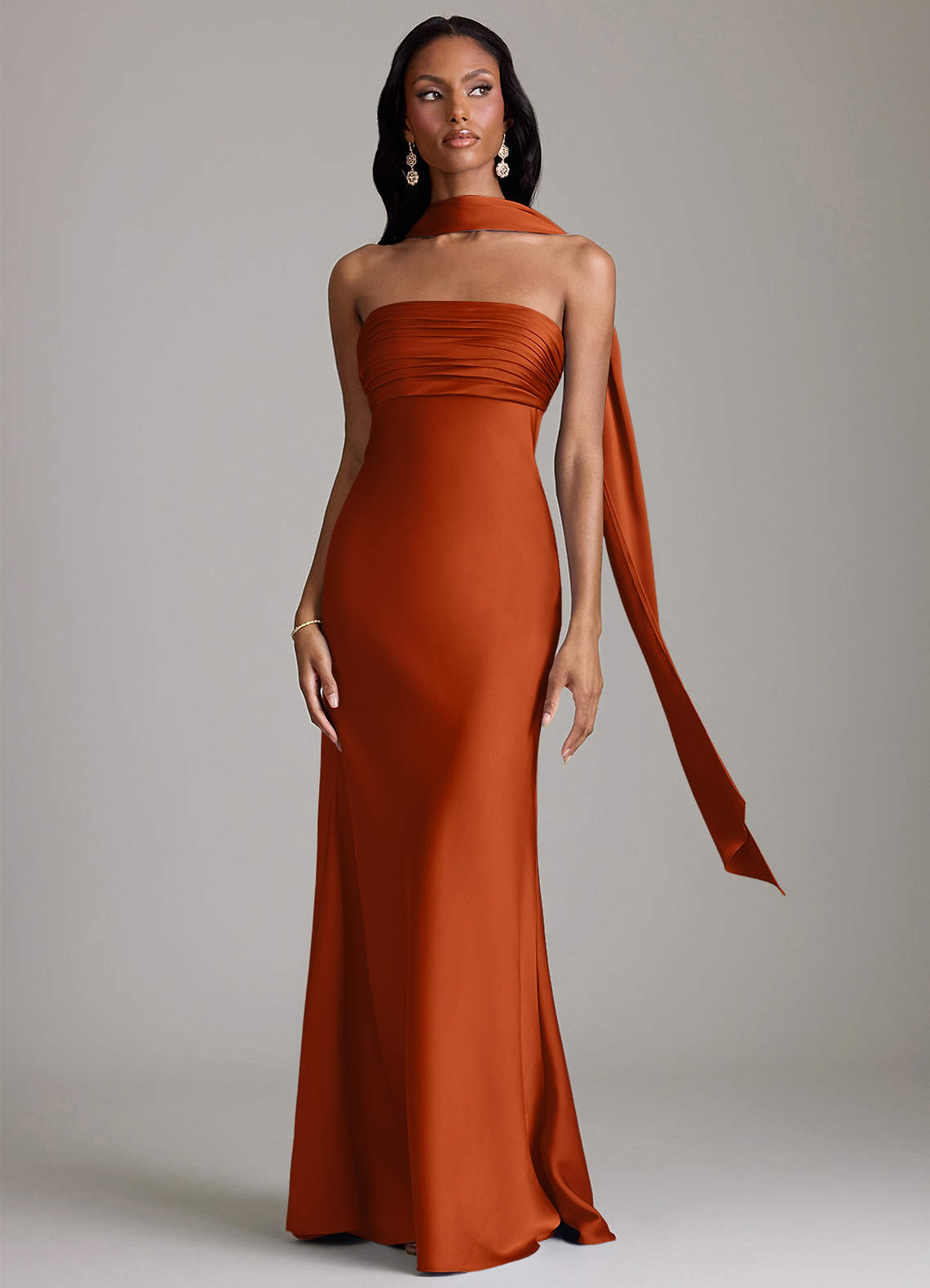 Azazie Saylor Vestidos de damas de honor Vestido de Naranja Quemada de Satén Elástico de Corte Sirena con Sin tirantes image8