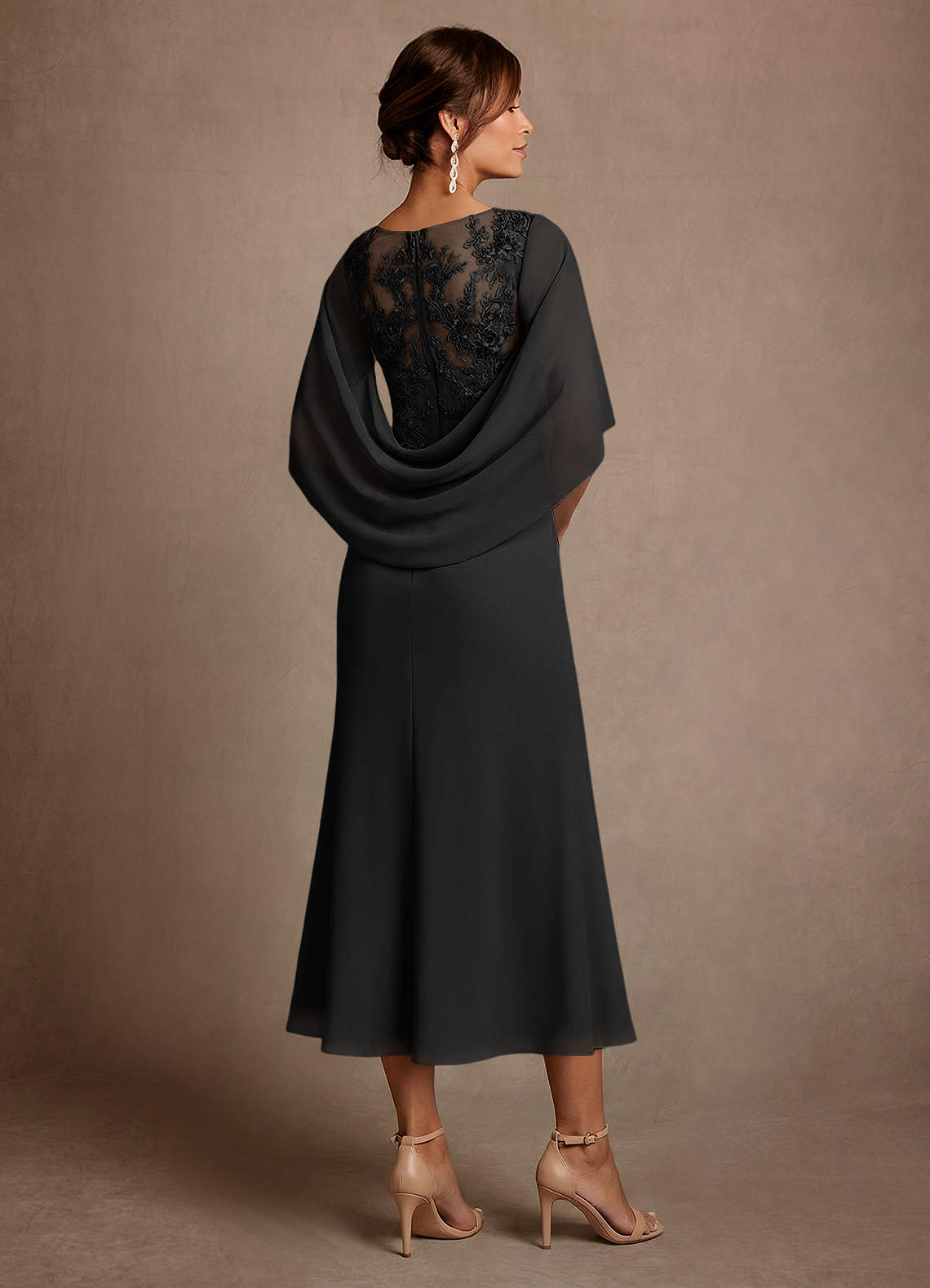 Azazie Forums Vestidos para mãe da noiva Vestido Preto de Renda de Linha A image1