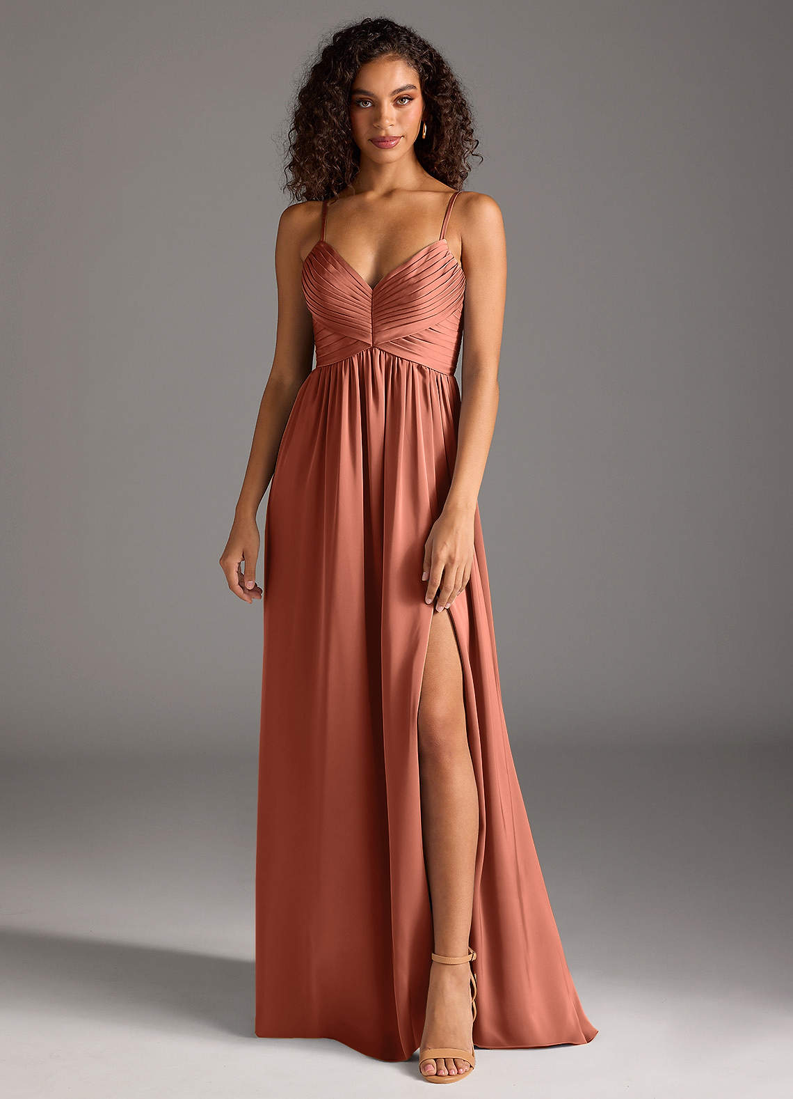 Azazie Alia Jurken voor bruidsmeisjes Jurk van Stretch Satijn met A-Lijn Geplooid Klei image1