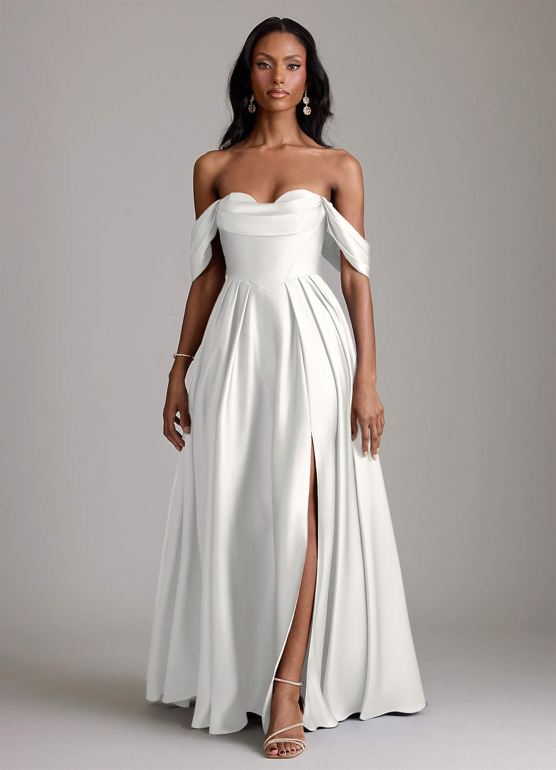 Azazie Loisa Abiti da Damigella Abito A-Line in Raso Elasticizzato a Spalla Scoperta Bianco image6