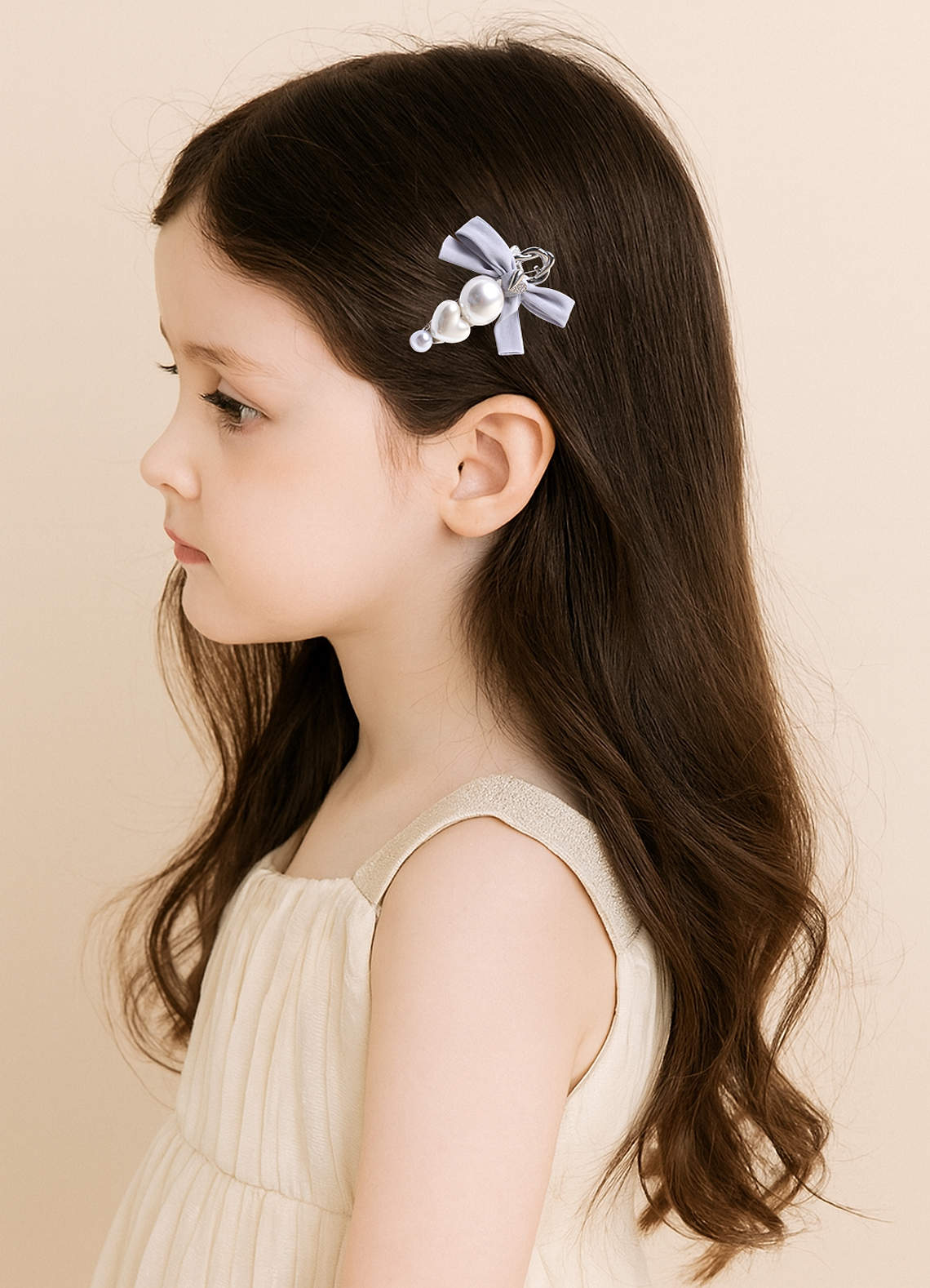 front Pearl Blossom Bow Clip