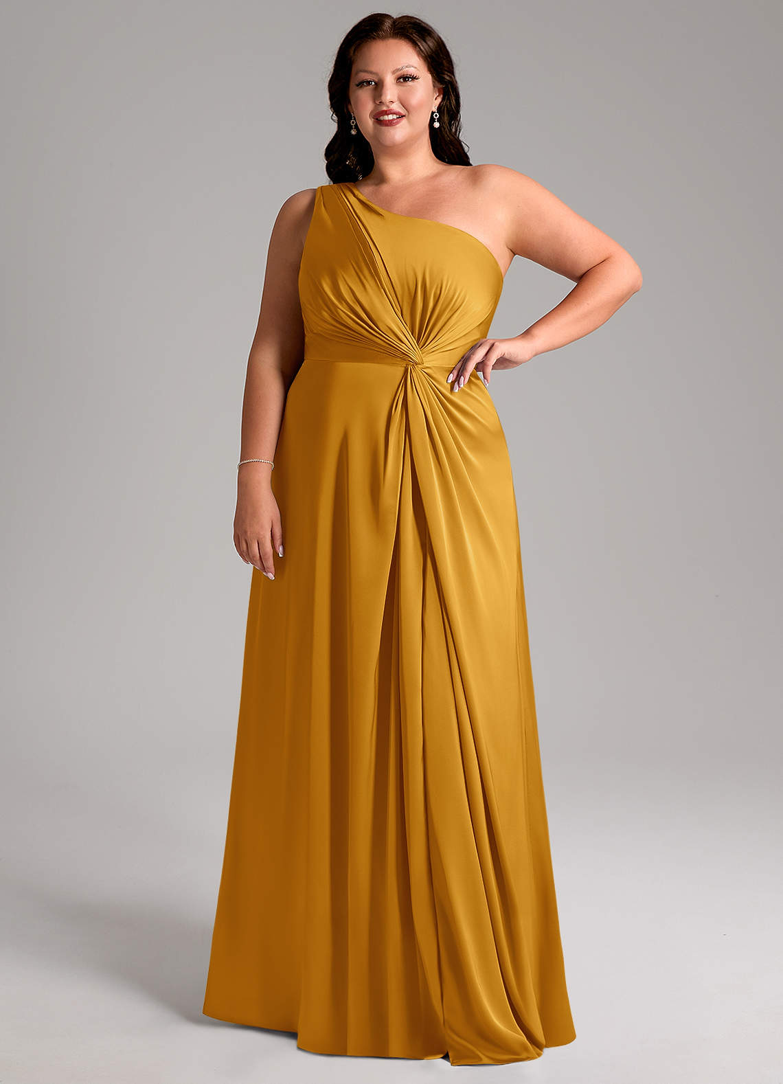 Azazie Brooke Vestidos de damas de honor Vestido de Caramelo de Satén Elástico de Corte en A con Hombro unilateral image11