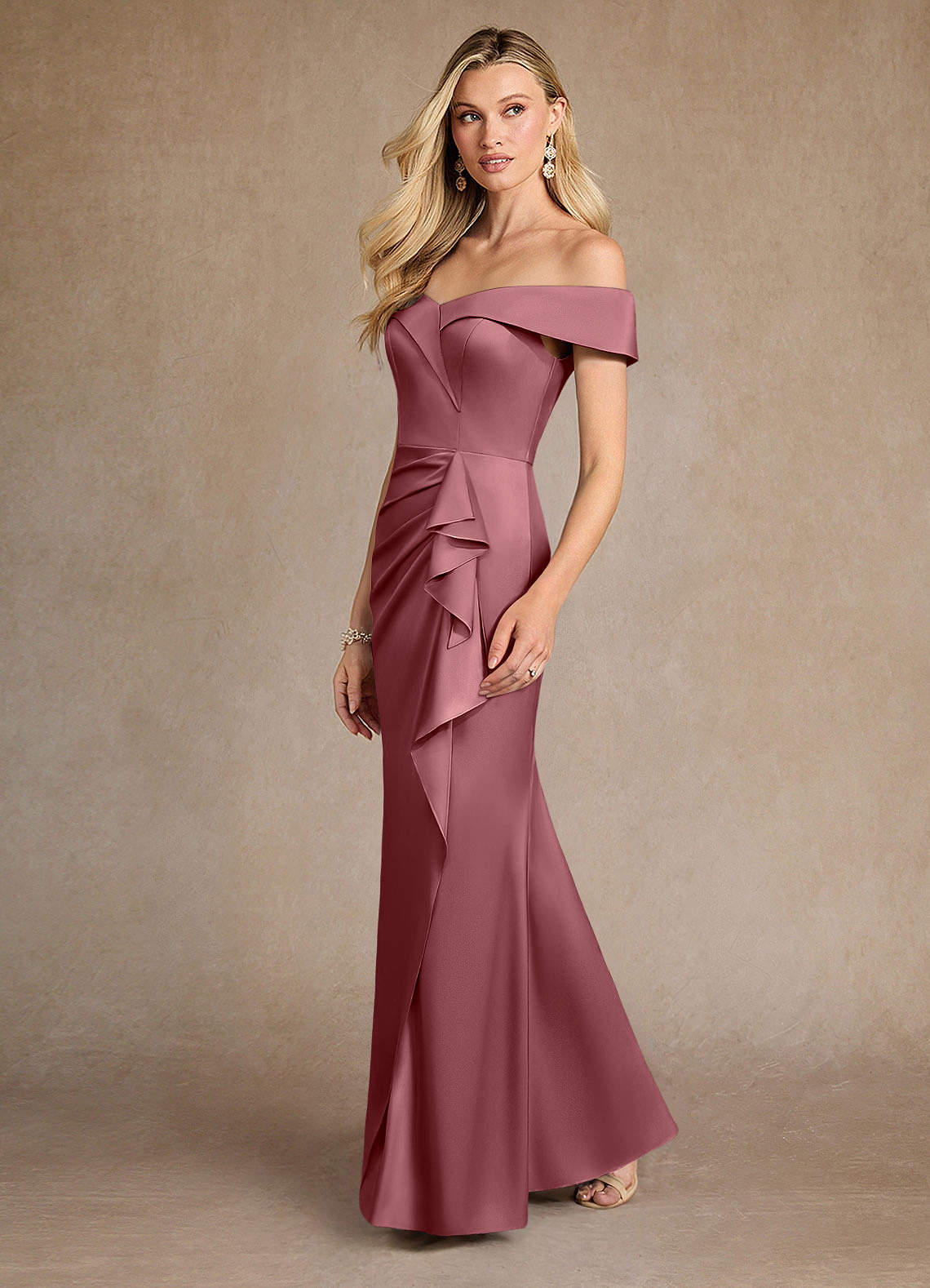 Azazie Laredo vestidos de madre de la novia Vestido de Rosa Del Desierto de Satén Elástico de Sirena con Vestidos sin tirantes image4