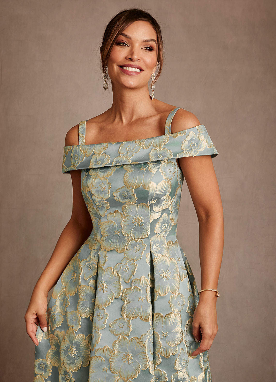 Azazie Centralia Mère de la mariée Robes Robe Trapèze en Jacquard Floral Épaule décolletée Jacquard Bleu Turquoise image4
