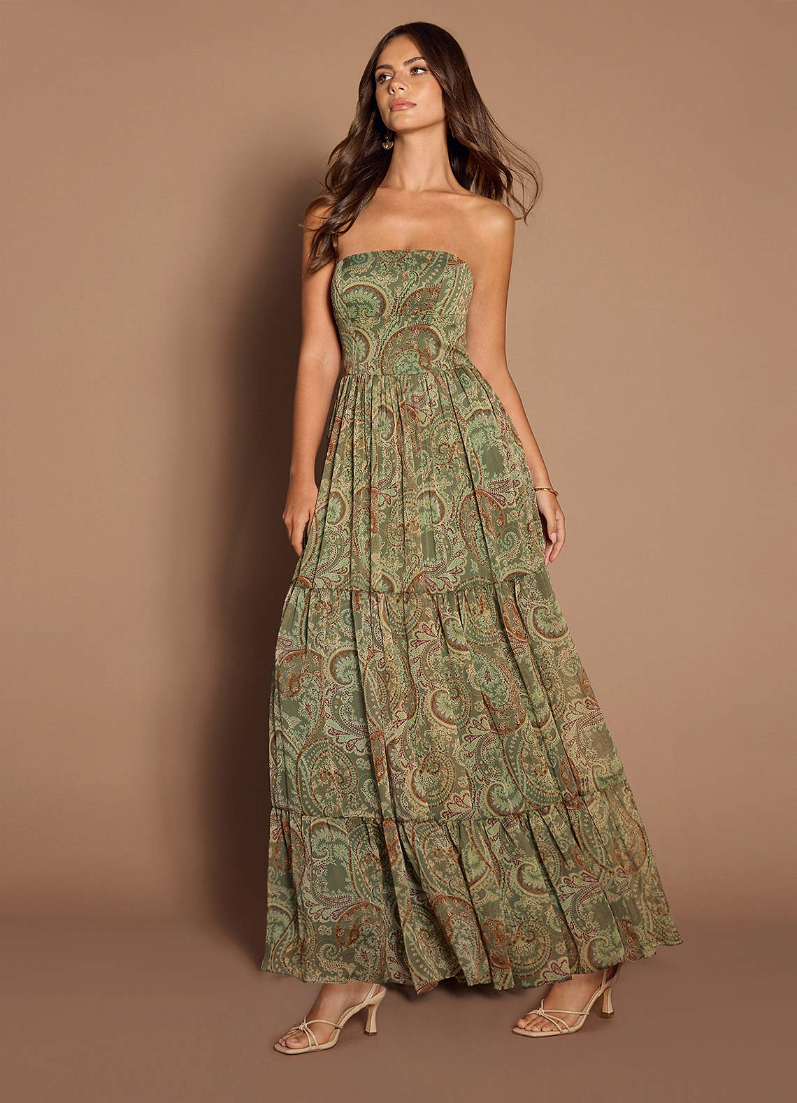 【送料&関税込】CourrA¨ges holistic Long Dress Long Sleeve Gown with Overskirt & High Neck – Lara New York