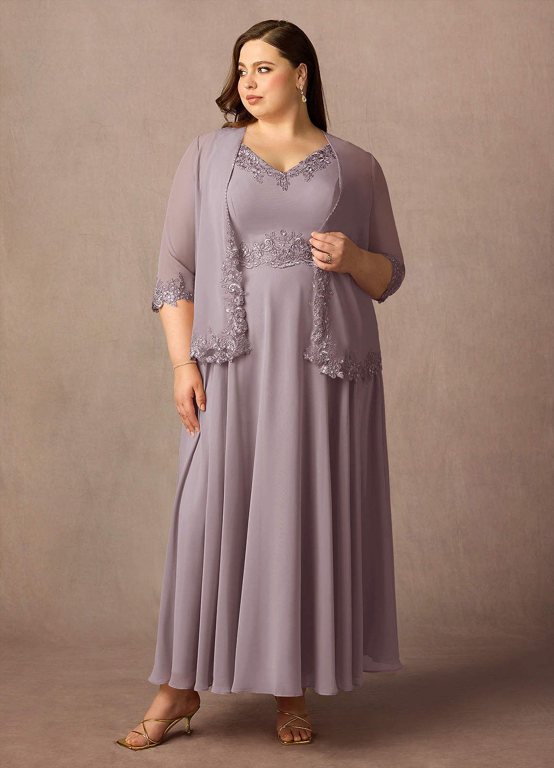 Azazie Devana Abiti per la Madre della Sposa Abito A-Line in Chiffon Lustrini Dusk image1