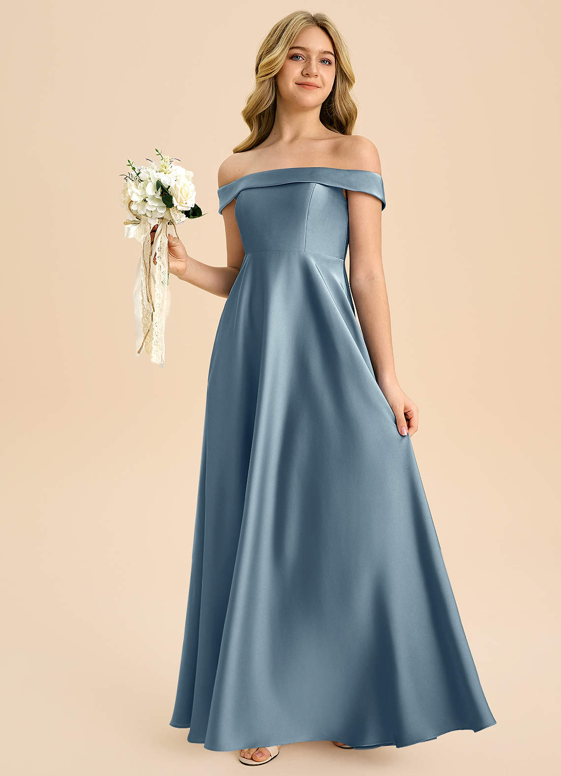 Azazie Sissy Junior Vestido de Azul Polvoriento de Satén Elástico de Corte en A con Vestidos sin tirantes image2