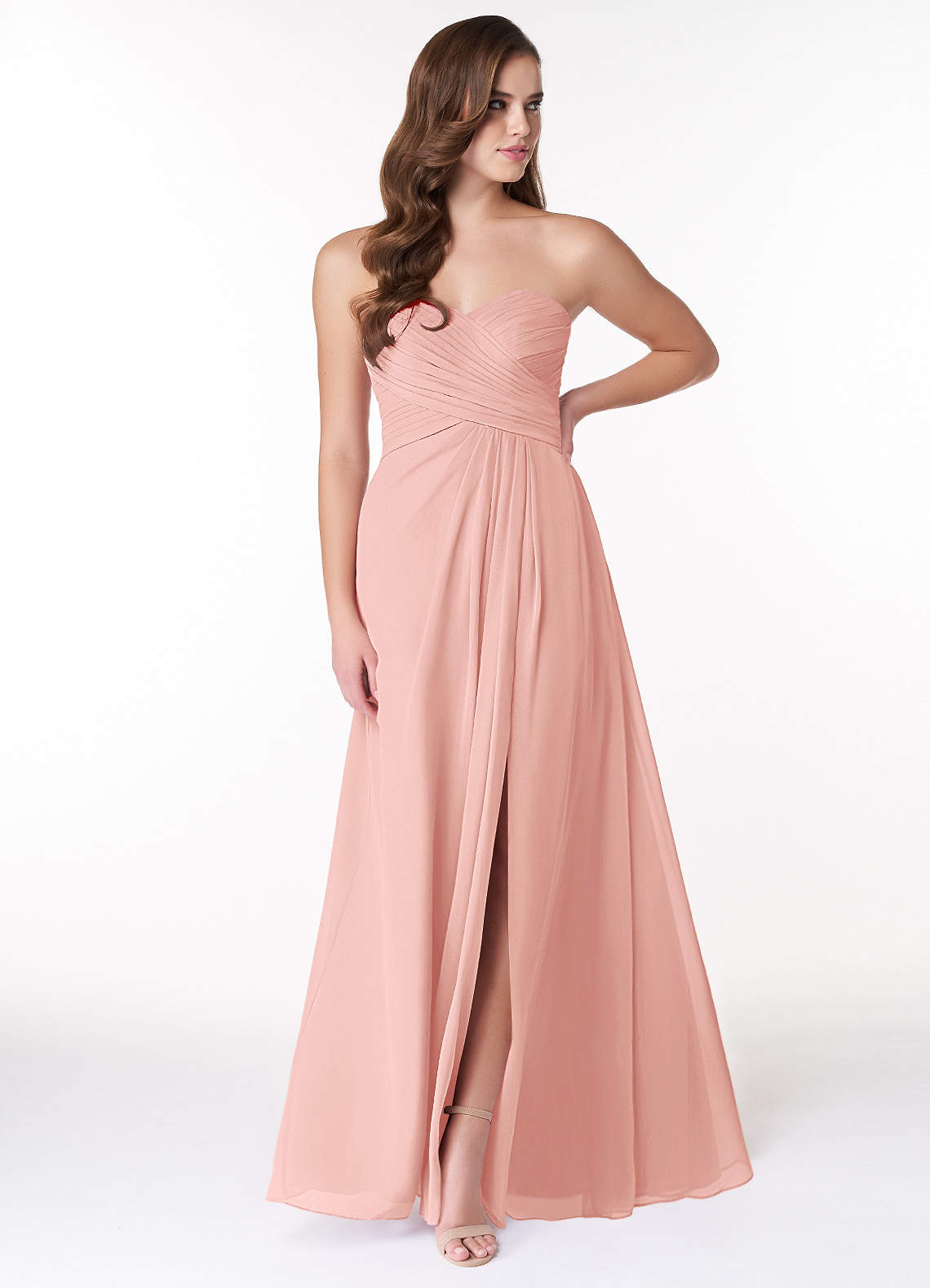 Azazie Arabella Allure Vestidos de damas de honor Vestido de Rosetón de Gasa de Corte en A Convertible con Escote de Corazón image1