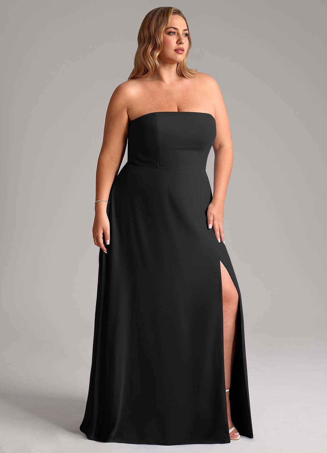 Azazie Wren Vestidos de damas de honor Vestido de Negro de Gasa de Corte en A Convertible con Corte Lateral image11
