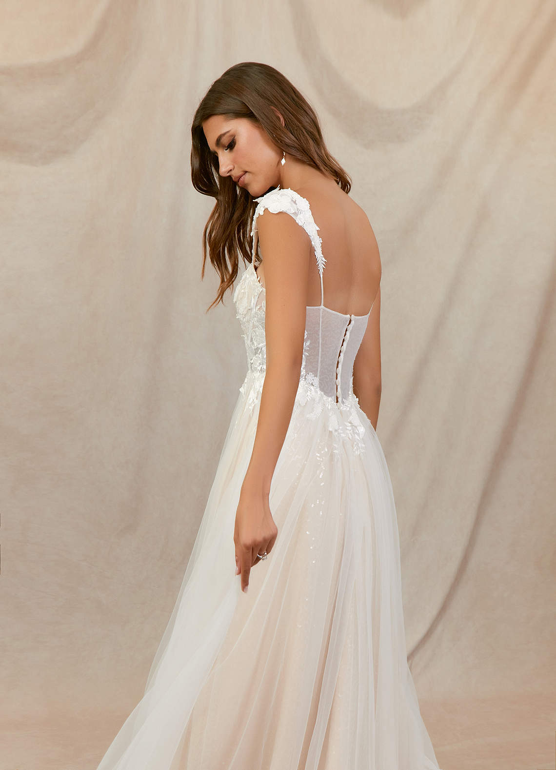 Azazie Katia Abiti da Sposa Abito A-Line in Tulle Pizzo Bianco Diamante Champagne image5