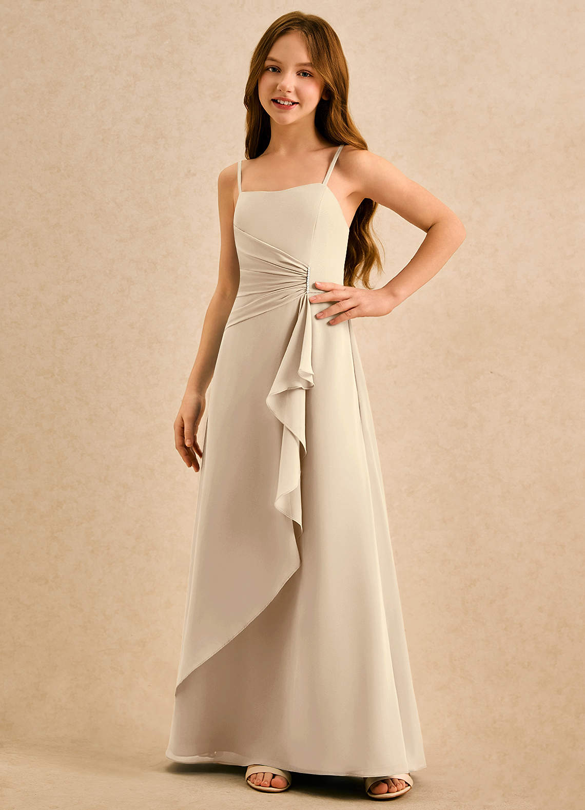 Azazie lolly Girls Formal Robe Demoiselle D'honneur Fillette Robe Trapèze en Mousseline de soie Plissée Champagne image4
