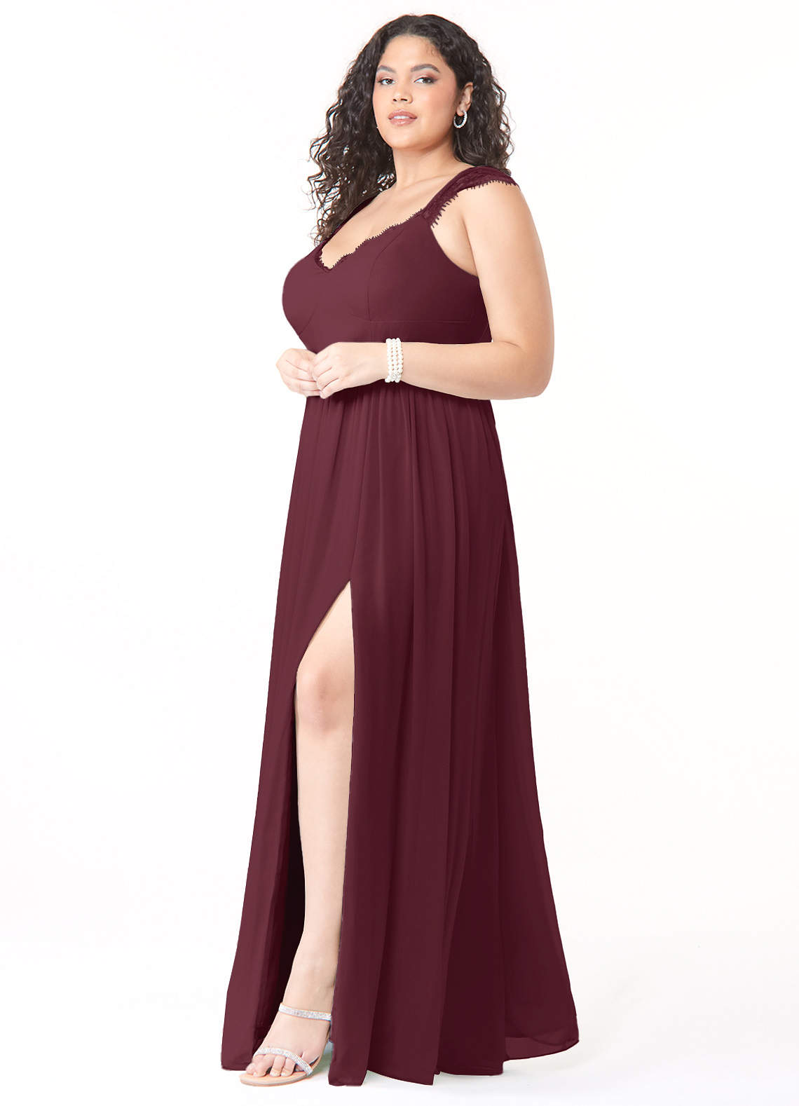 Azazie Cleobella Vestidos de madrinha de casamento Vestido Cabernet de Chiffon de Linha A com Renda image9