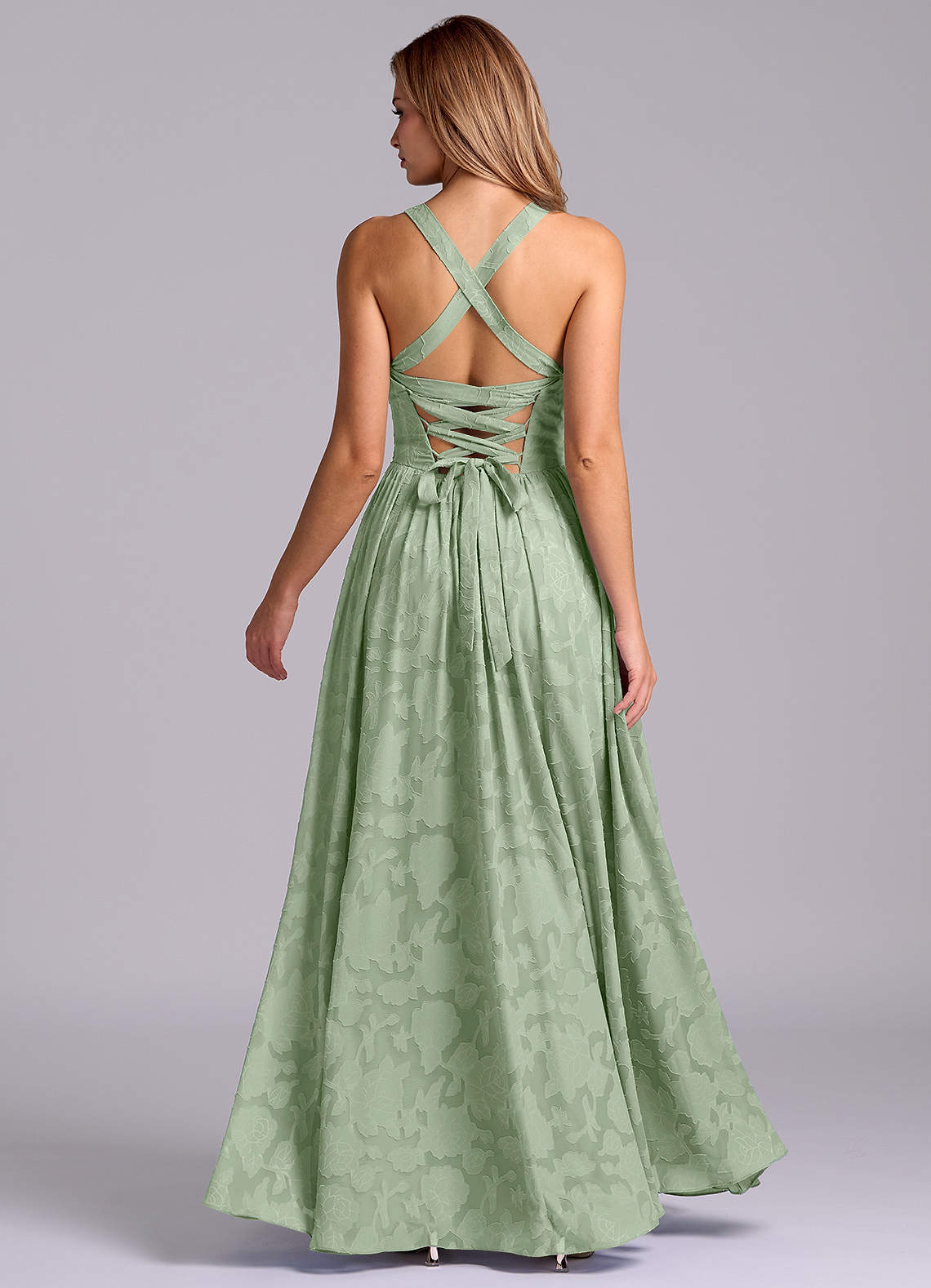 Azazie Francis Robes de demoiselle d'honneur Robe Trapèze en Blumen-Burnout Corset Vert Sauge image5