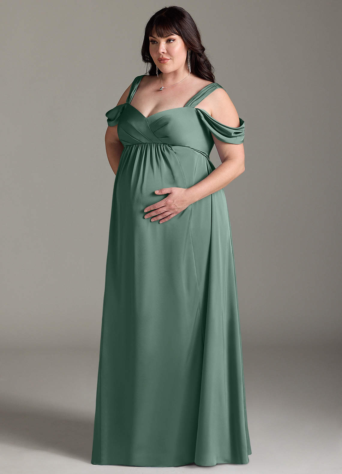 Azazie Rhea Vestidos de dama de honra para maternidade Vestir Linha A Plissado Comprimento do chão Cetim elástico image10