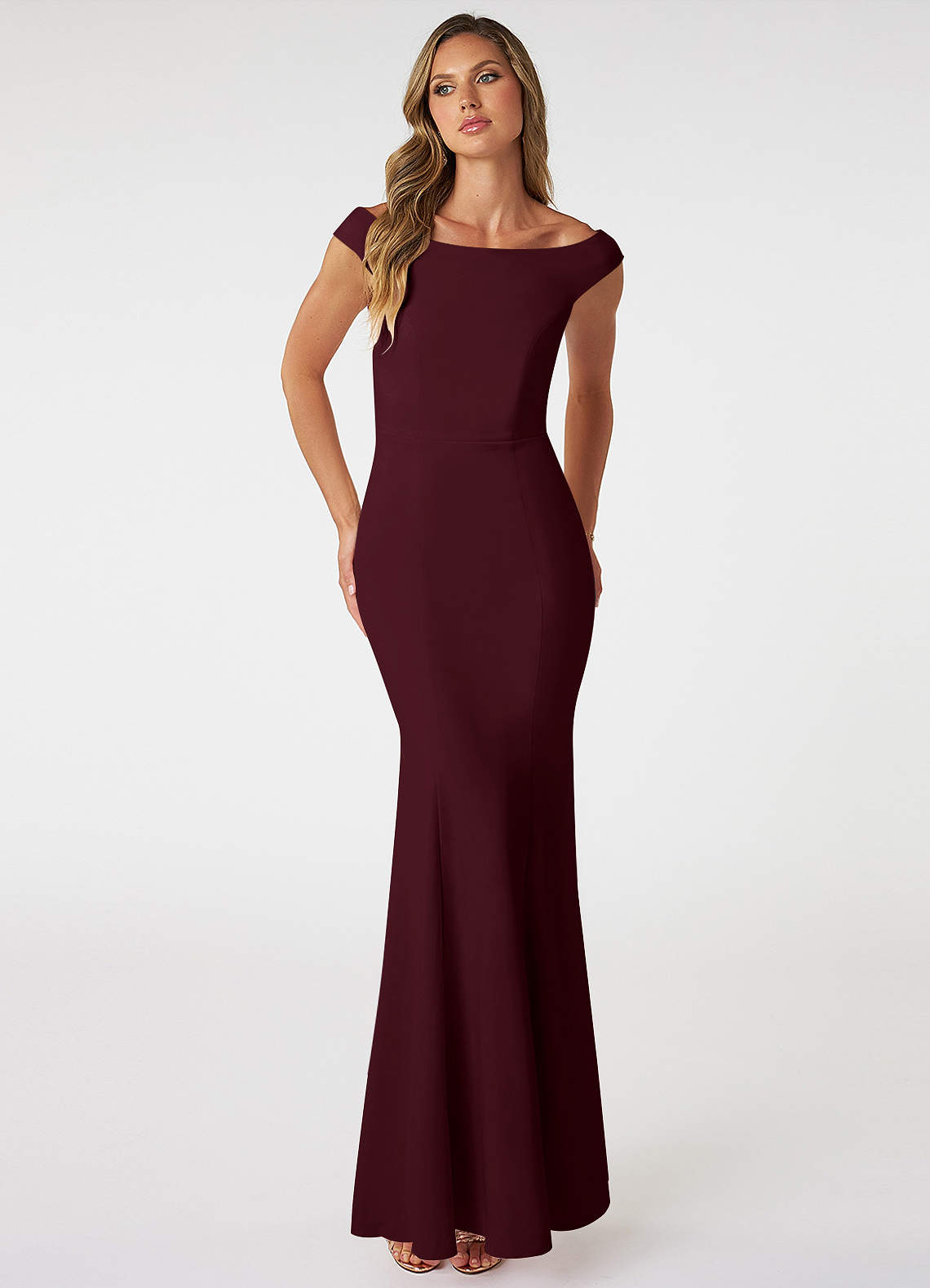 Azazie Nicolina Probar vestidos en casa Vestido de Cabernet de Crepé elástico de Corte Sirena con Escote Cuadrado image1