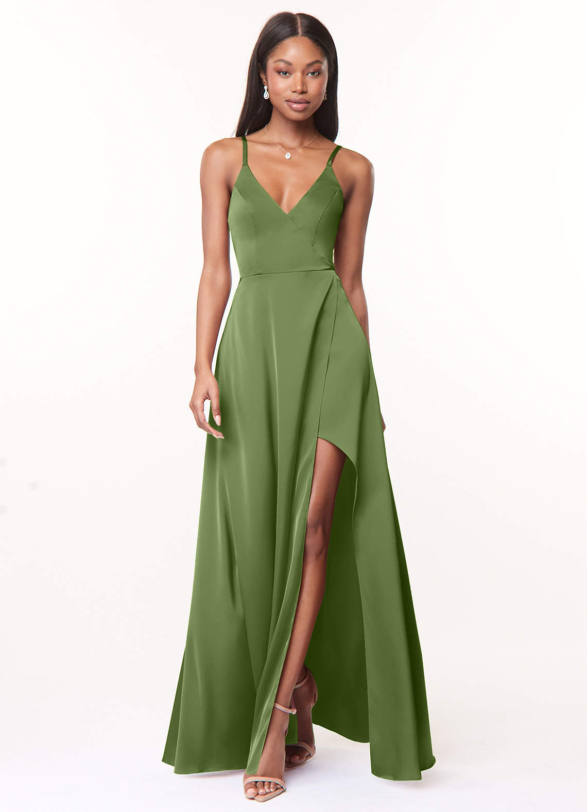 Azazie Maksim Robes de demoiselle d'honneur Robe Trapèze en Satin extensible Col en V Genévrier image1