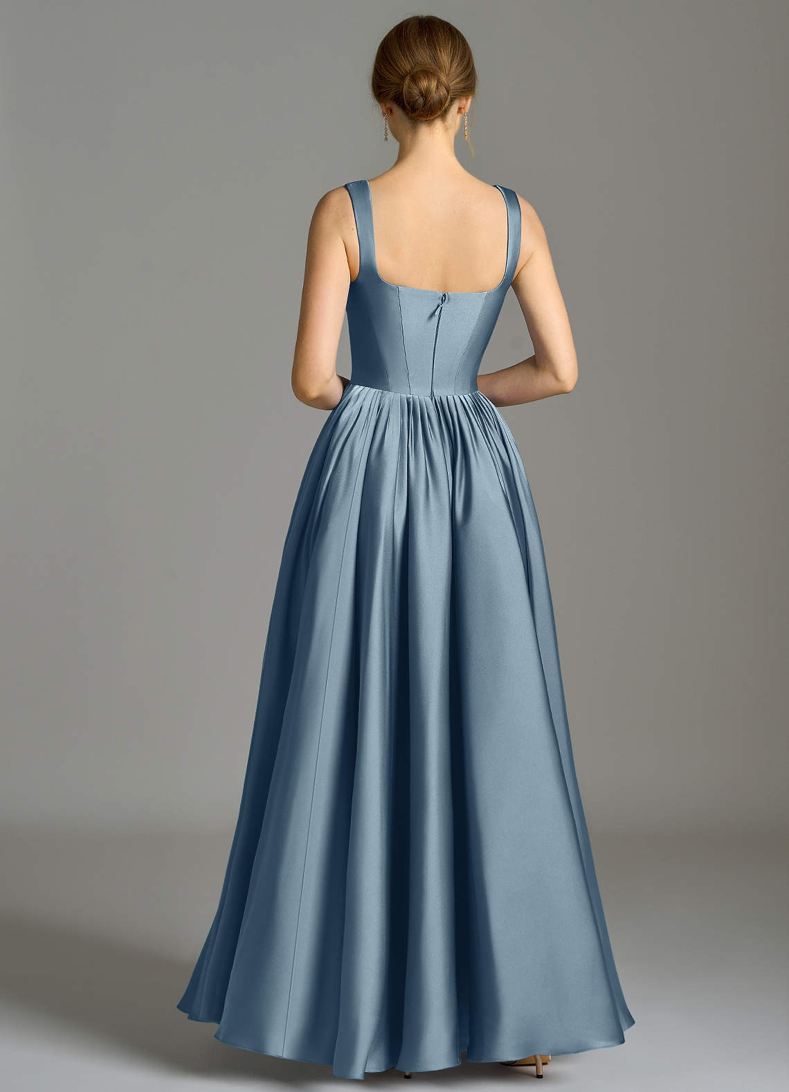 Azazie Verina Vestidos de madrinha de casamento Vestido Azul Empoeirado de Cetim elástico de Linha A com Plissado image5