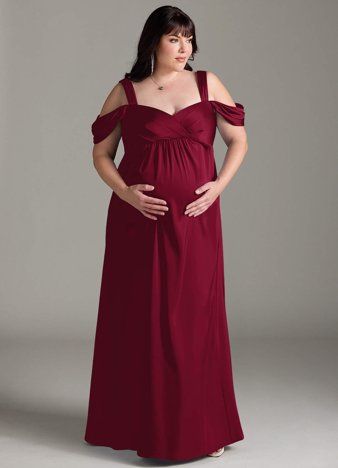Azazie Rhea Robes de demoiselle d'honneur de maternité Robe Trapèze Épaule nue plissée Longueur ras du sol Satin extensible image1