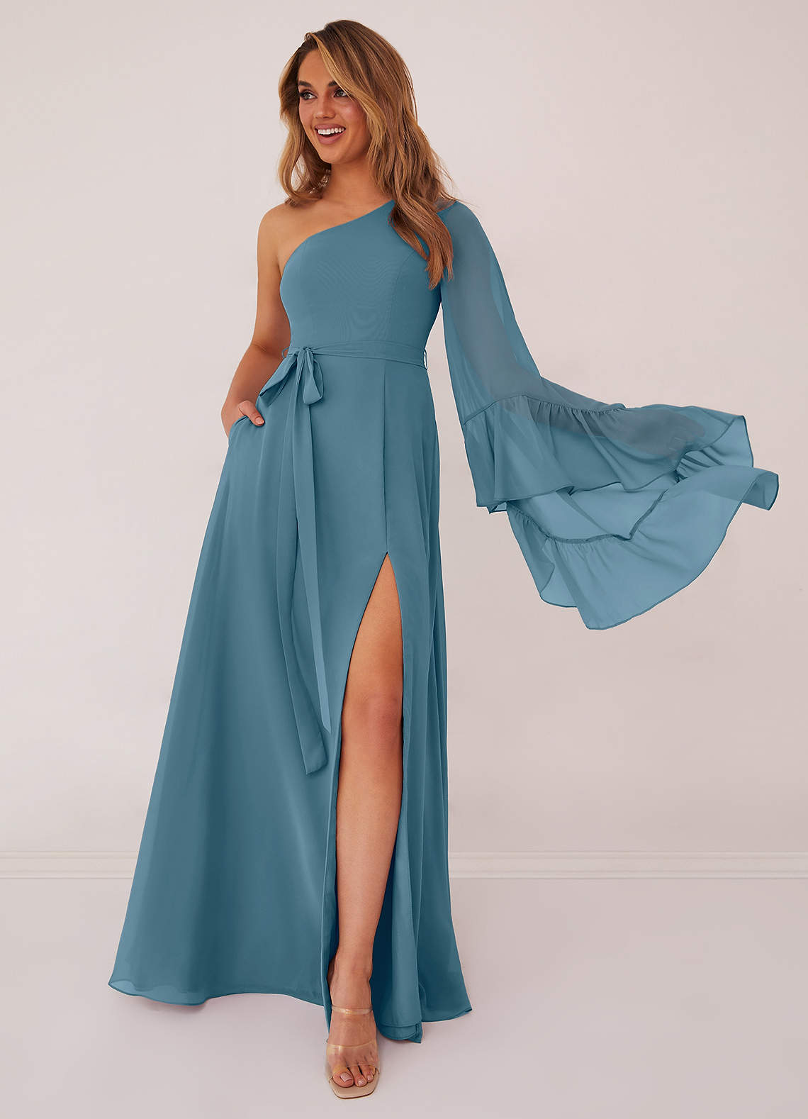 Chiffon One Shoulder Sleeve Dress