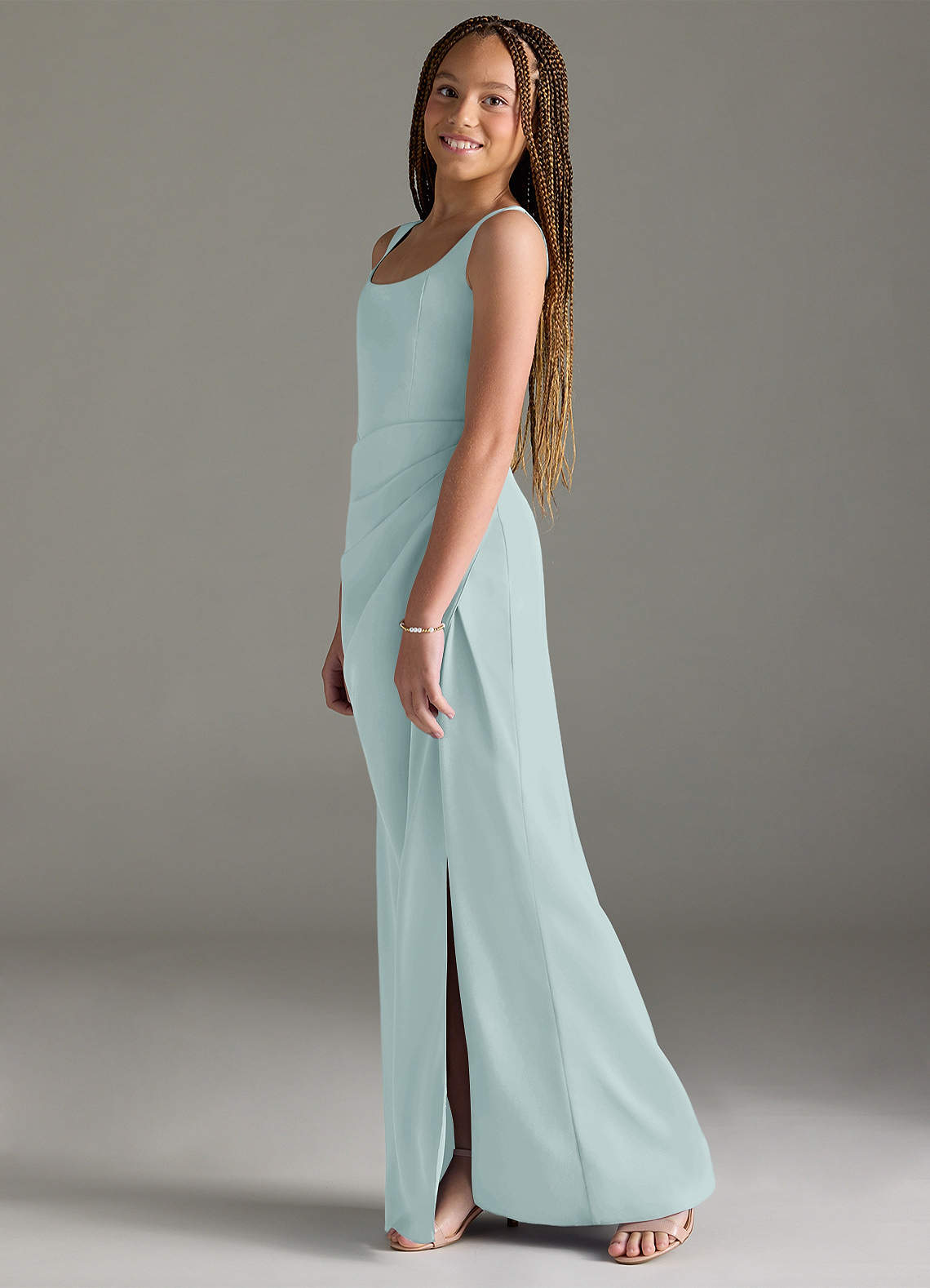 Azazie Mero Junior Vestido de Neblina de Satén Elástico de Corte Sirena con Plisado image3