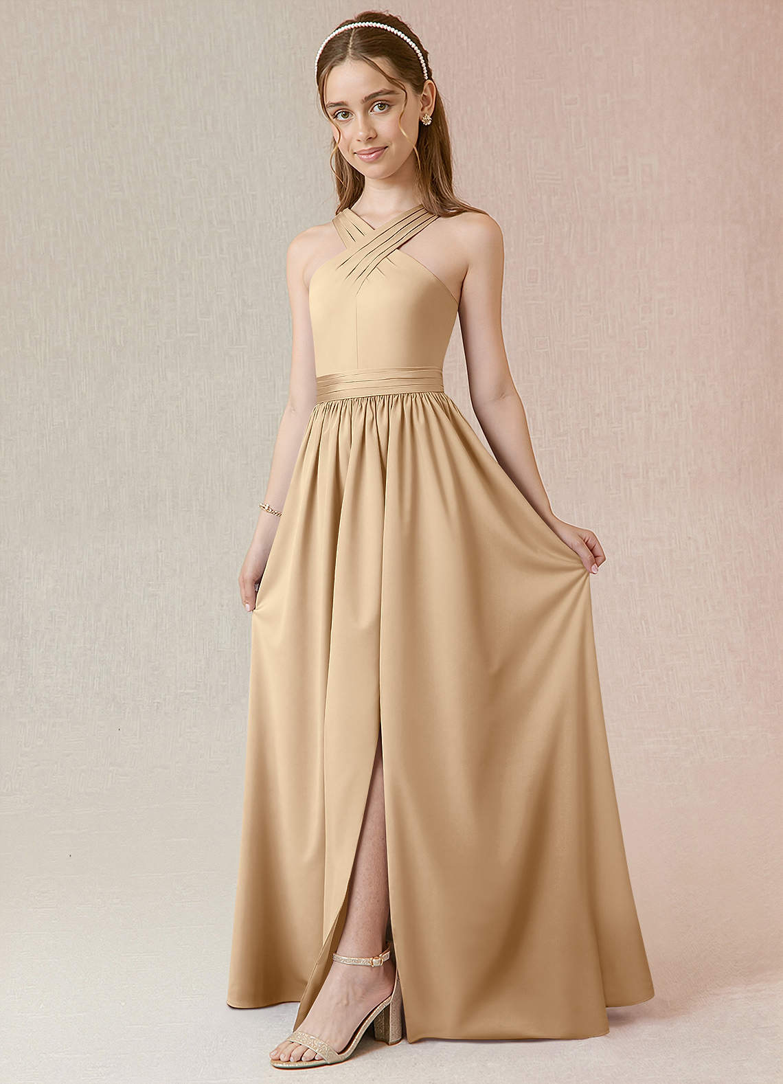 Azazie Jiya Junior Robe Trapèze en Satin extensible Plissée Champagne image1