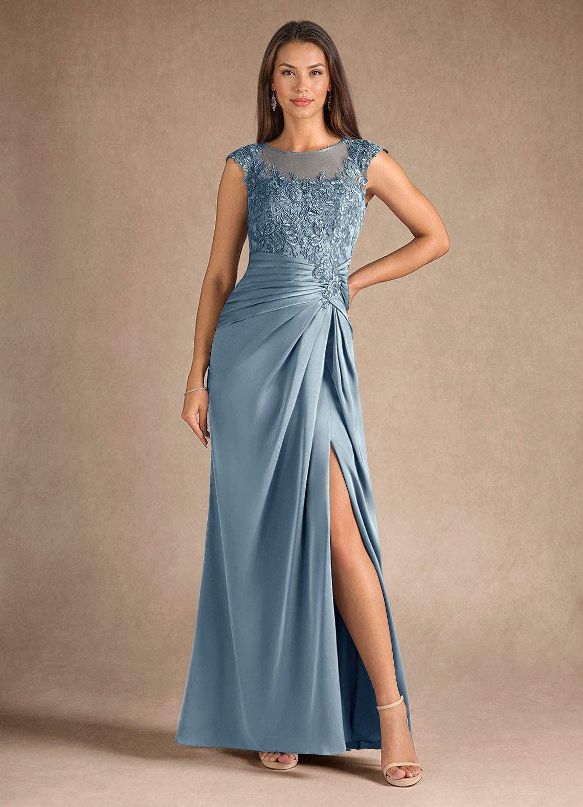 Azazie Santa Barbara vestidos de madre de la novia Vestido de Azul Polvoriento de Satén Elástico de Recto con Plisado image4