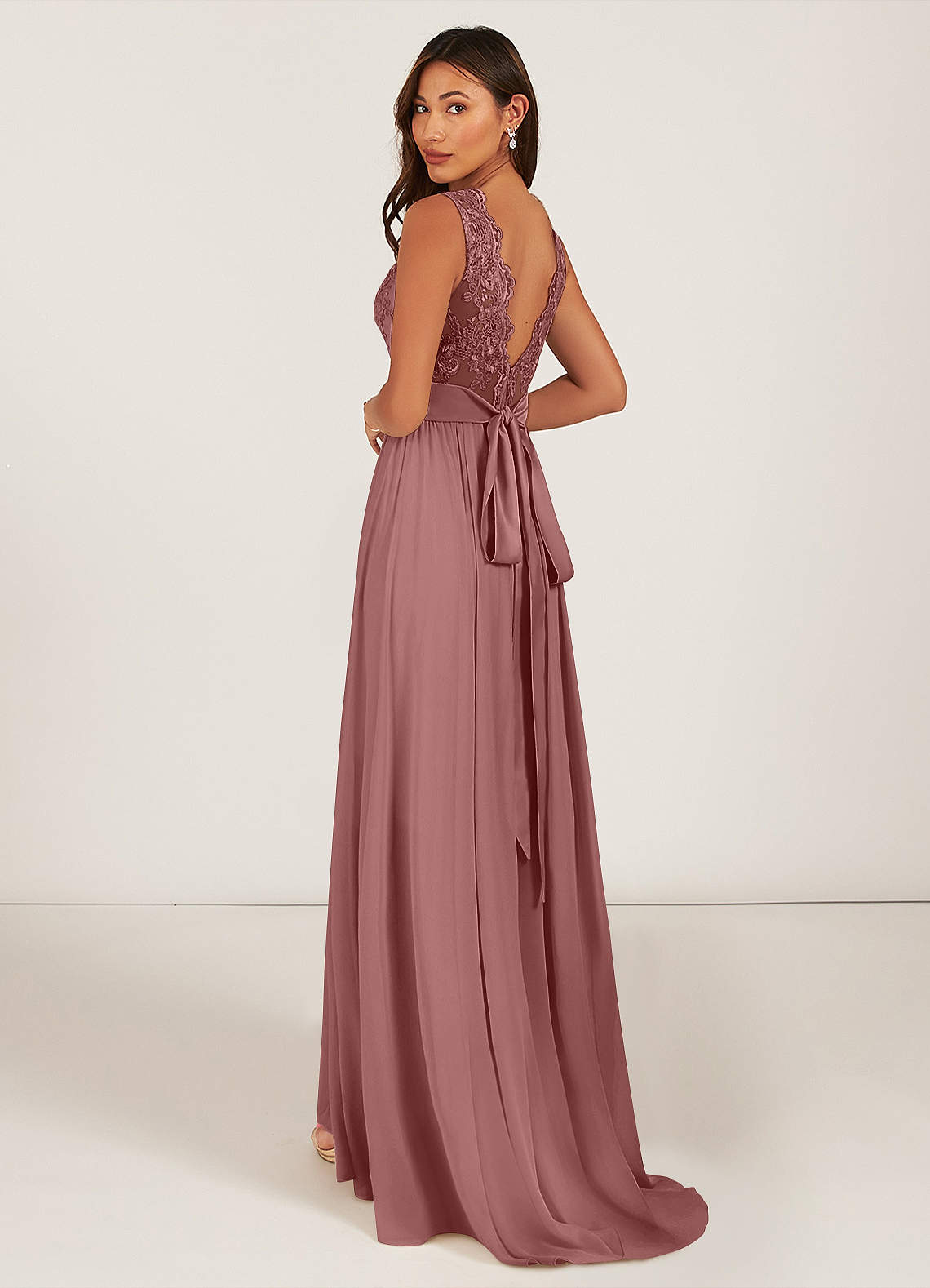 Azazie Gertrude Brudepigekjoler En streg Blonder Chiffon Sweep Train Kjole image4