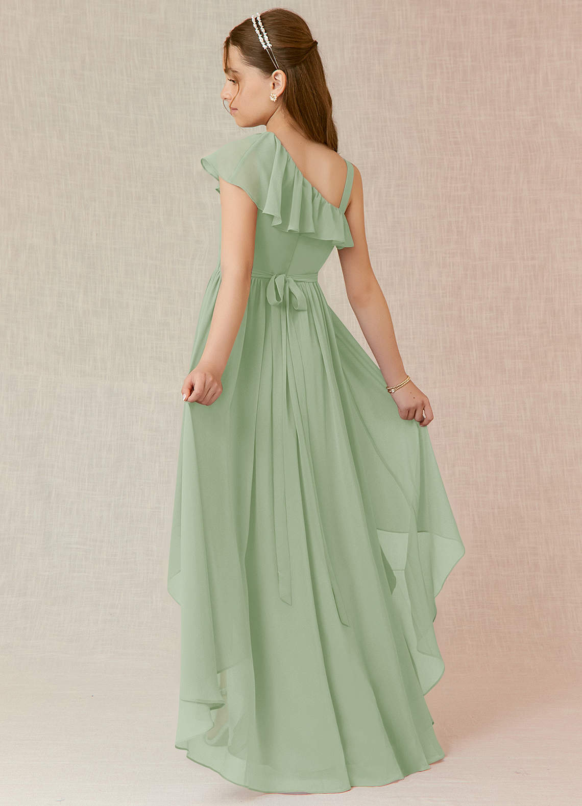 Azazie Mango Junior Robe Trapèze en Mousseline de soie Rayé Vert Sauge image1