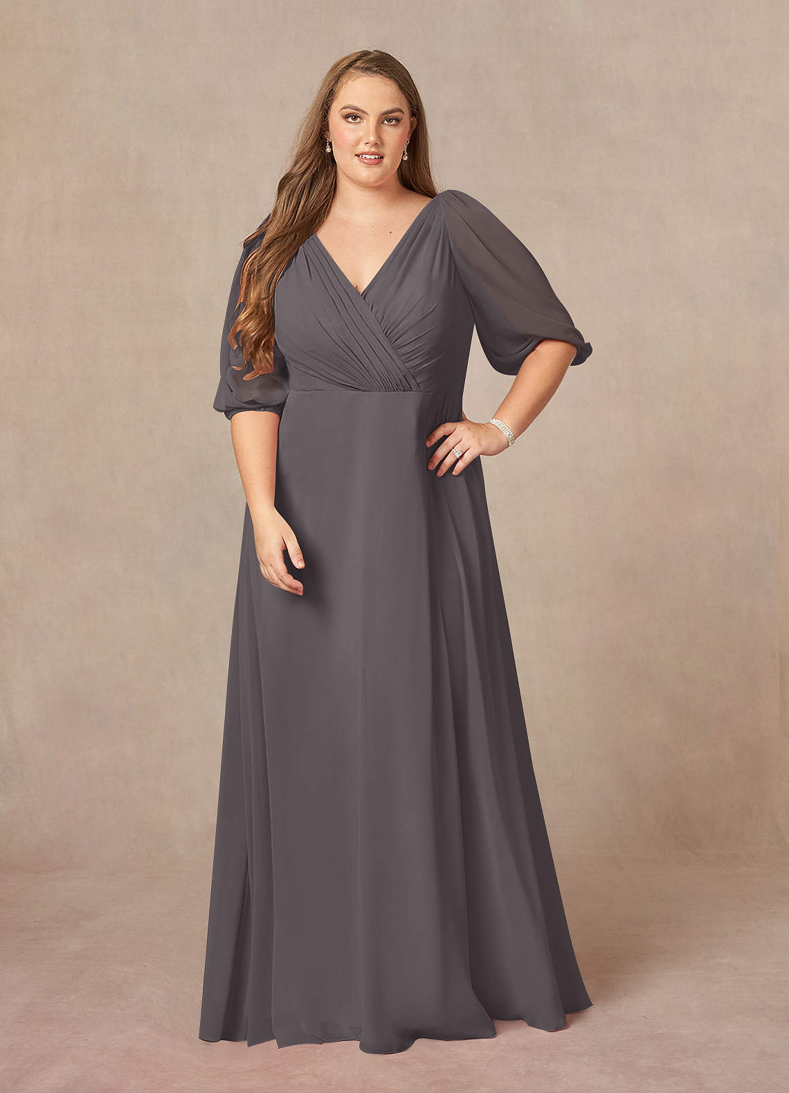 Azazie Bronwyn Kleider für die Brautmutter A-Linie V-Hals Gerüscht Chiffon Kleid Stahlgrau image1