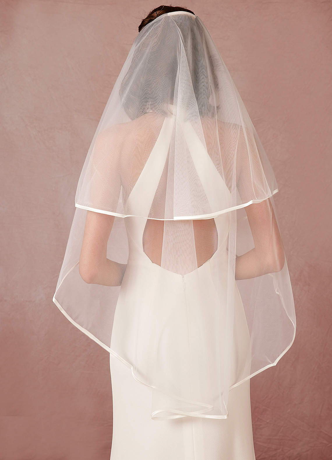 front Jaffe Ribbon Fingertip Veil With Blusher