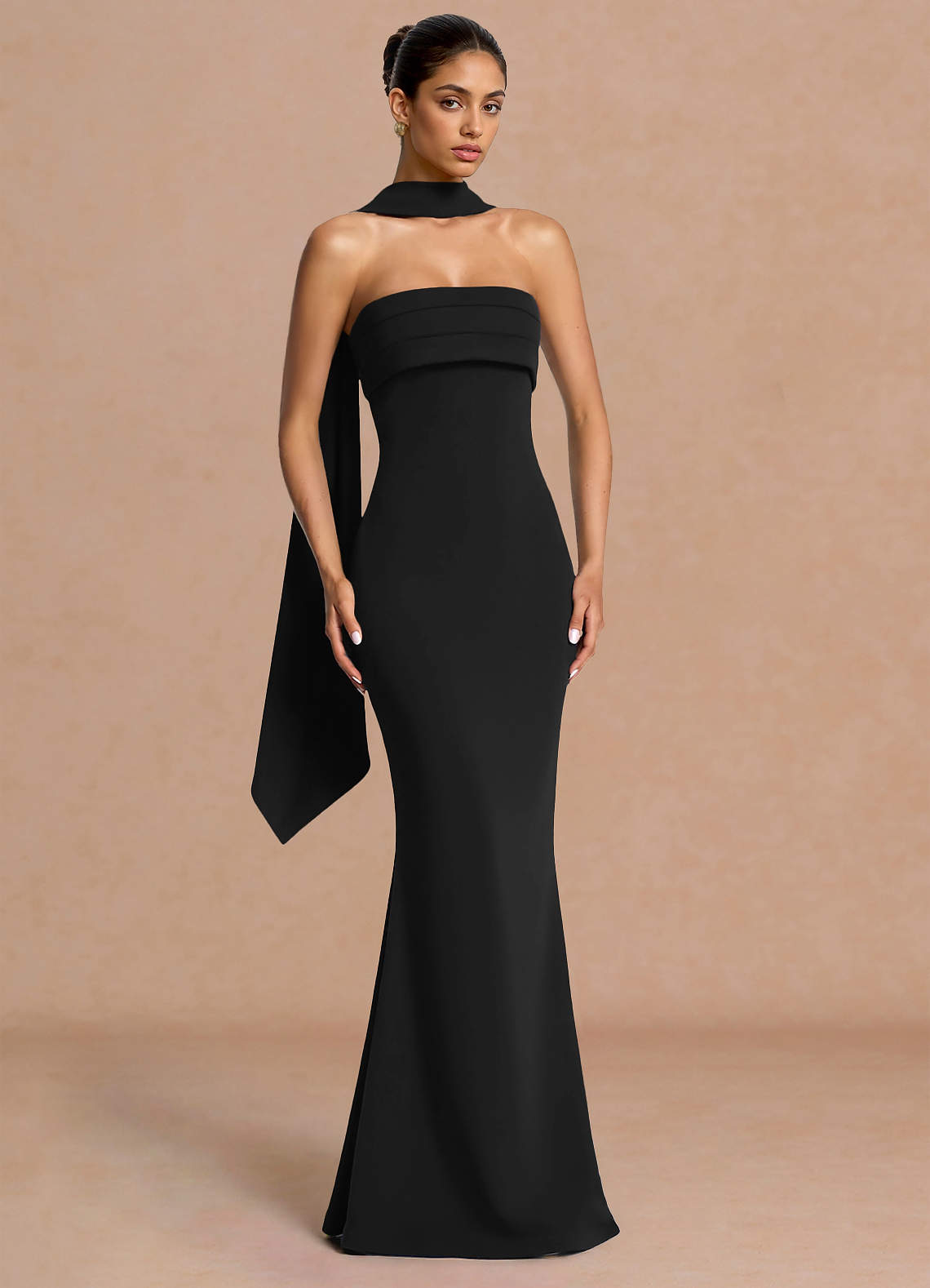 Eshe Black Maxi Dress image2