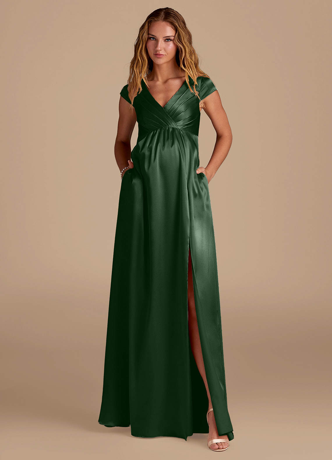 Azazie Allessia Vestidos de dama de honra para maternidade Vestir Linha A Comprimento do chão Cetim Metálico image3