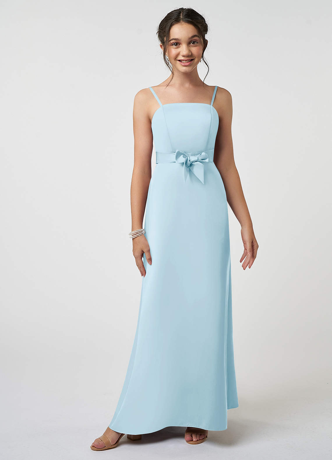 Azazie Anina Junior Robe Trapèze en Satin extensible Arc Bleu Ciel image1