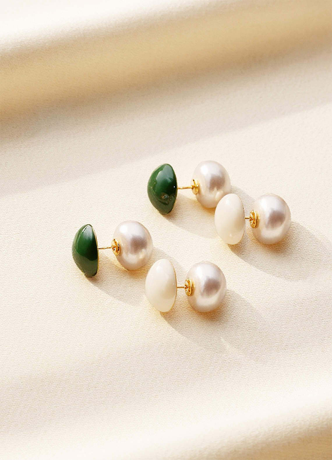 front Enamel Pearl Ear Studs Earrings