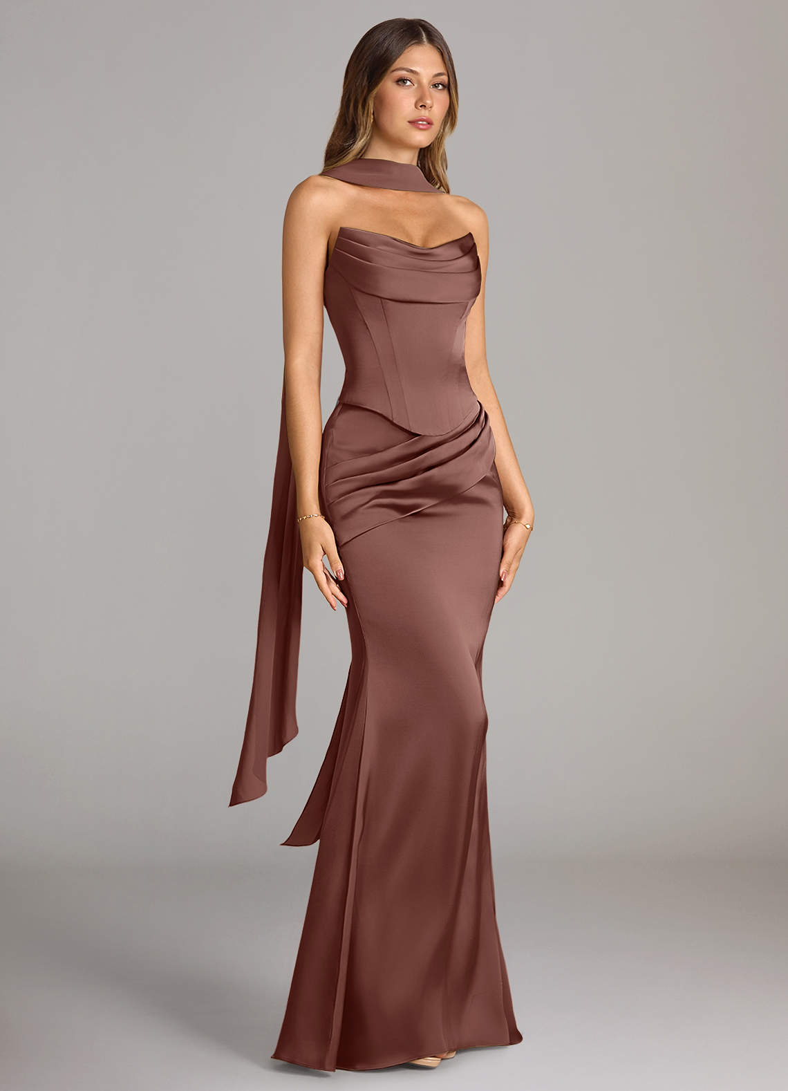 Azazie Sorrel Vestidos de madrinha de casamento Vestido Café Expresso de Cetim elástico de sereia com Sem alças image1