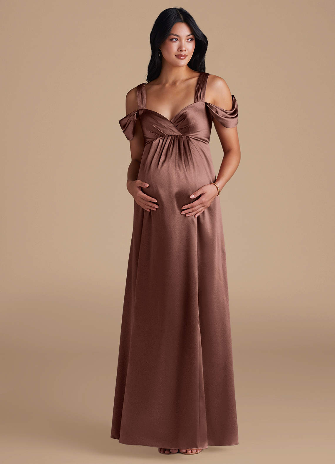 Azazie Rhea vestidos de dama de honor de maternidad Vestido de Corte En A Plisado Hasta el suelo Satén Metálico image4