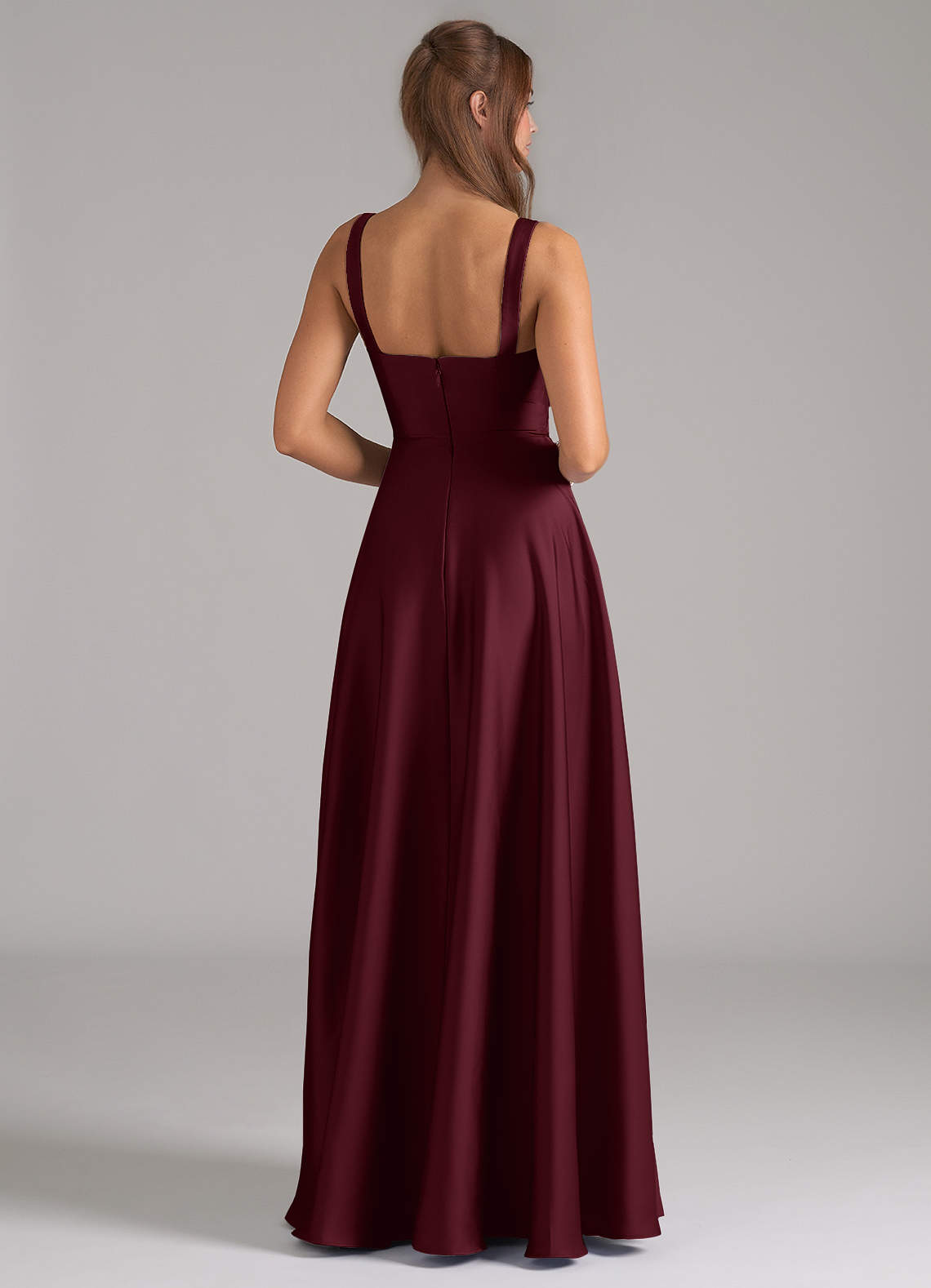 Azazie Shaude Robes de demoiselle d'honneur Robe Trapèze en Satin extensible Plissée Cabernet image5