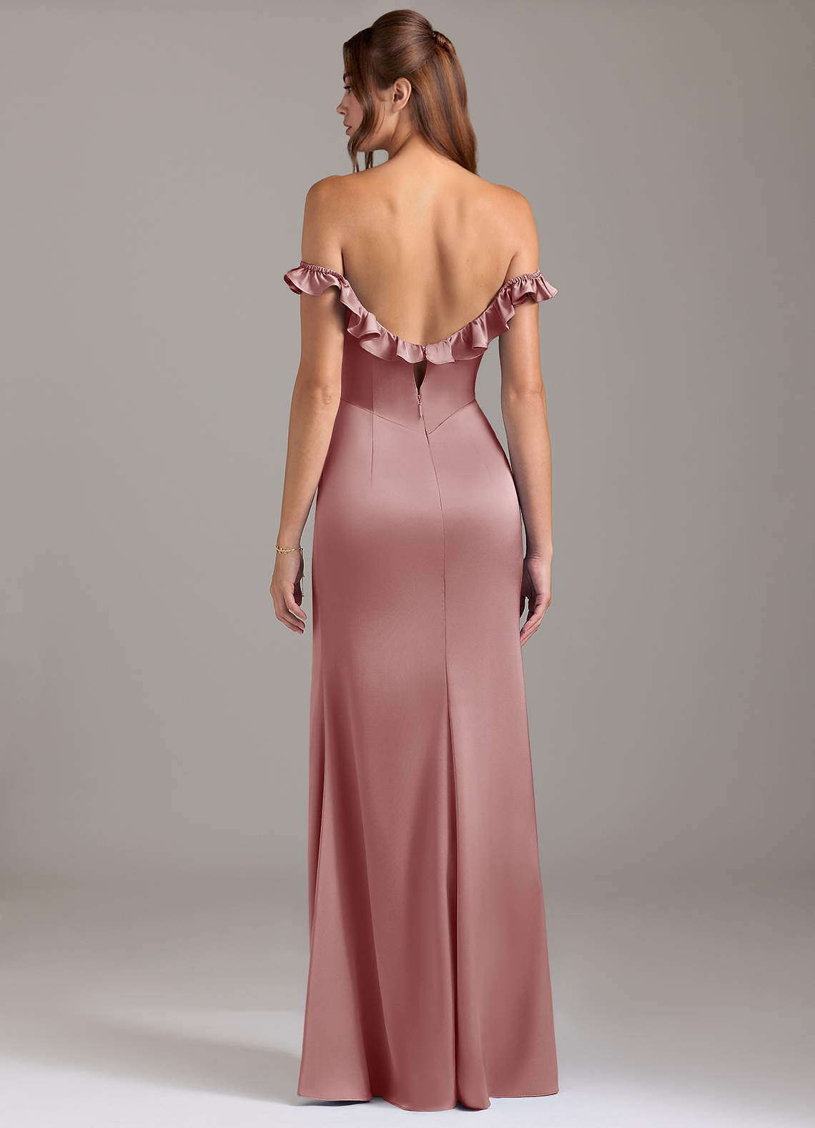 Azazie Callie Essayer des robes à la maison Robe Trapèze Convertible en Satin extensible Rayé Rose Poussiéreuse image6