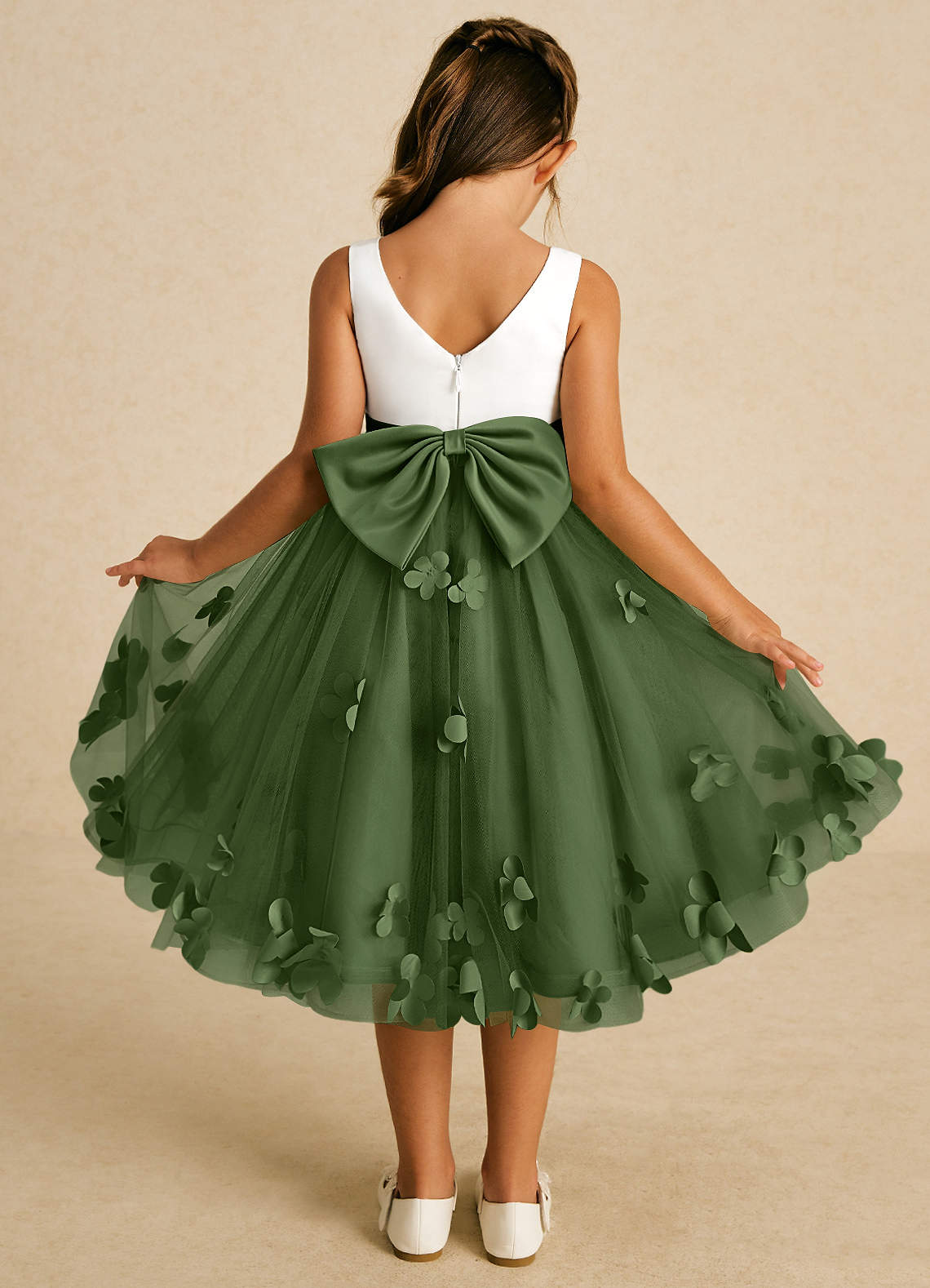 Azazie Sprout vestidos de niña de las flores Vestido de Oliva de Tul de Corte En A con Lazo image1