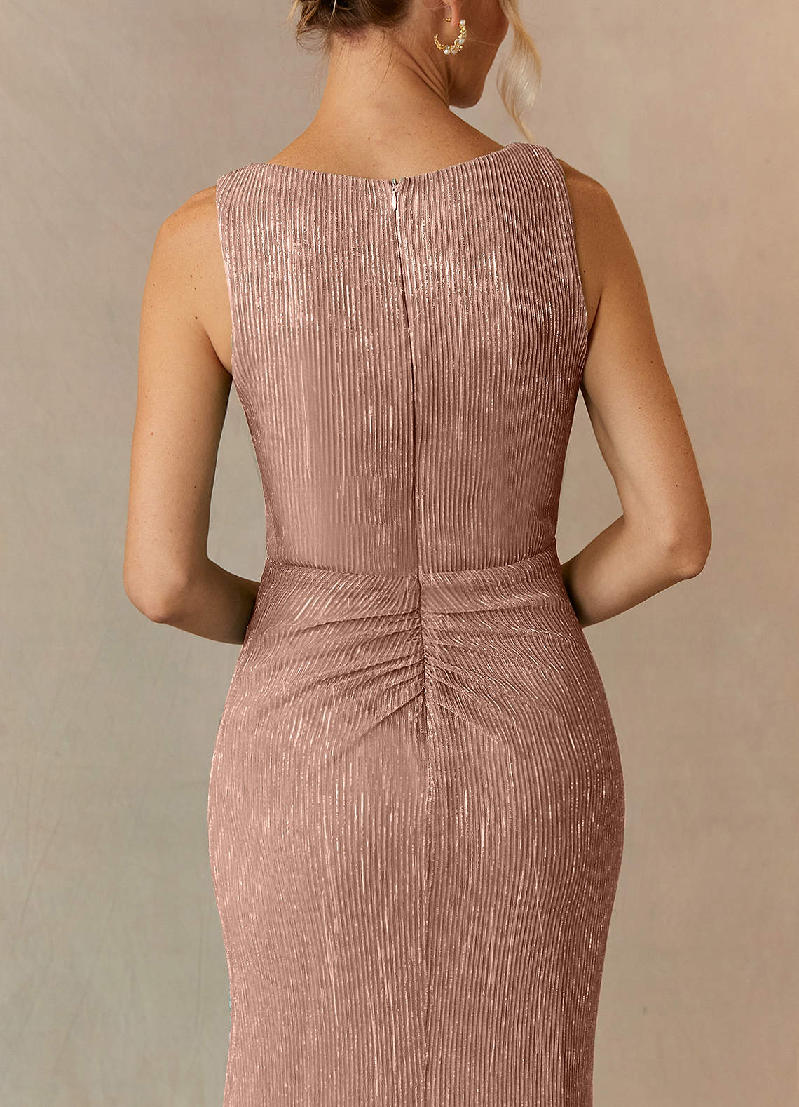 Upstudio Tuscon Mother of the Bride Dresses Rose Gold A-Line V-Neck Ruched Metallic Mesh Dress image3