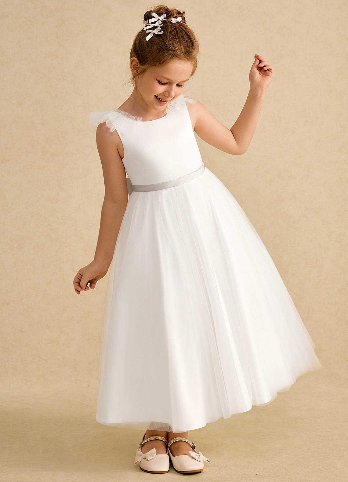 Azazie Amber Robe Demoiselle D'honneur Fillette Robe Trapèze en Tulle Arc Ivoire Givre image1