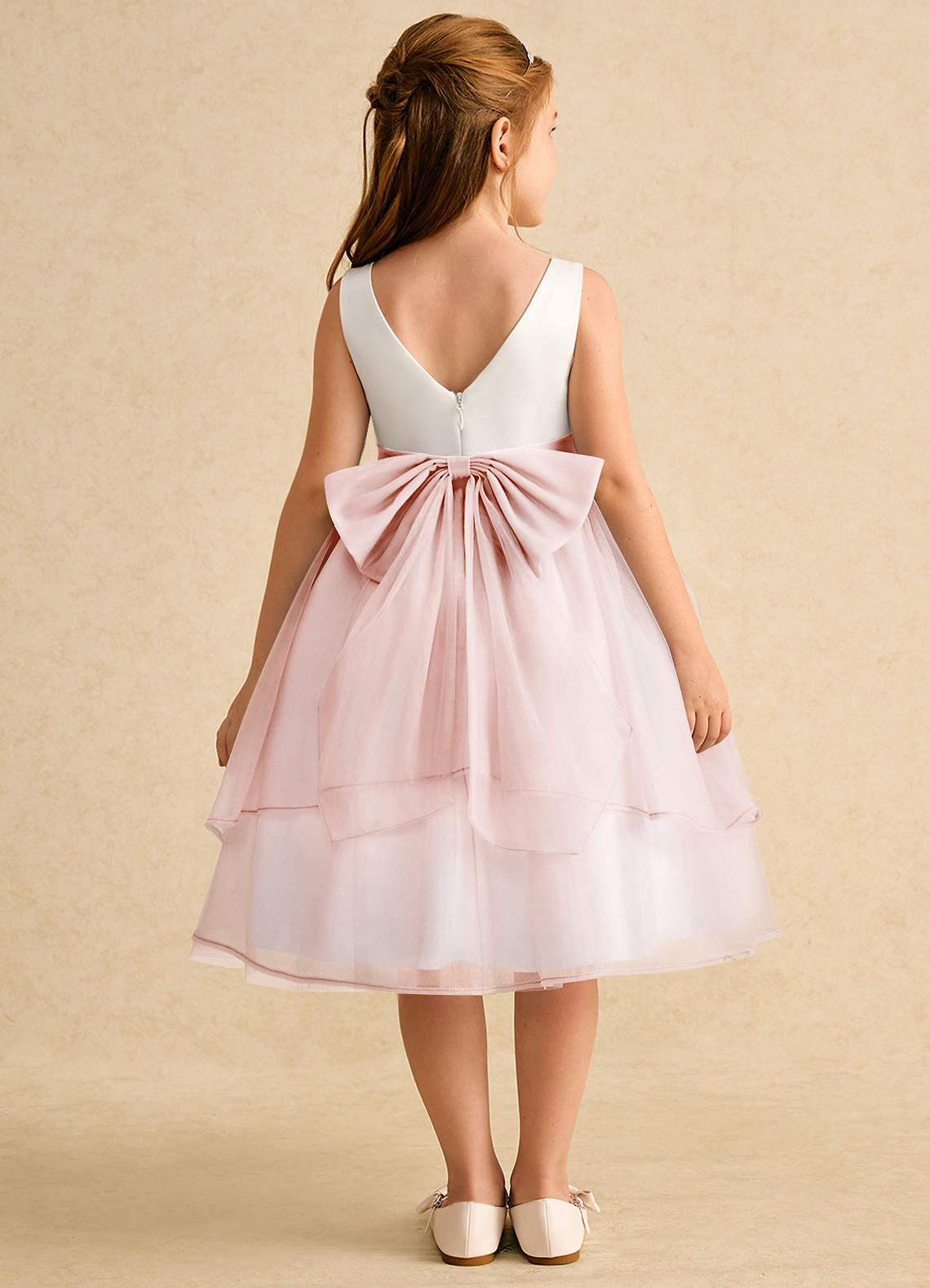 Azazie Rene vestidos de niña de las flores Vestido de Marfil Rosa Ruborizado de Tul de Corte En A con Lazo image1