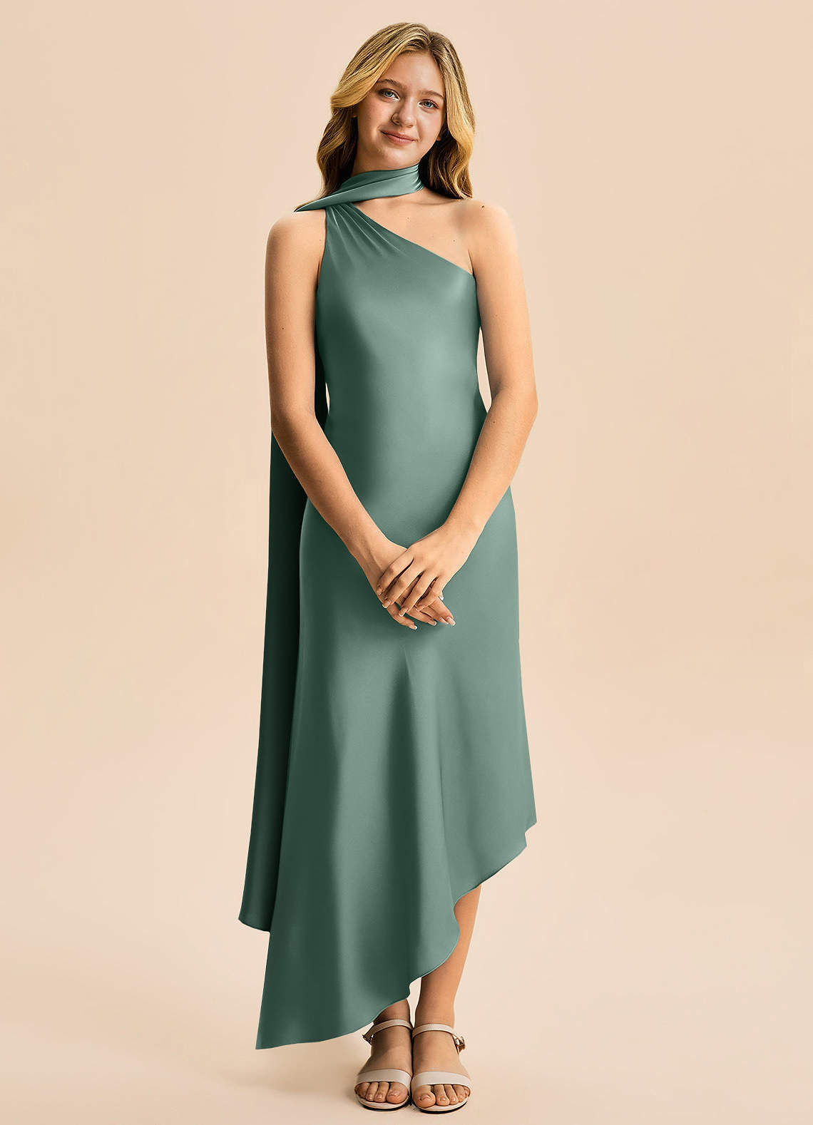 Azazie Briony Junior Vestido Eucalipto de Cetim elástico de Bainha com Plissado image6