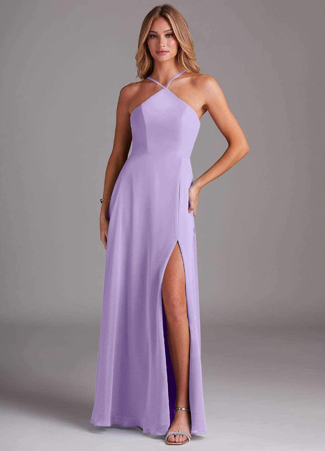 Azazie Bailey Robes de demoiselle d'honneur Robe Trapèze en Mousseline de soie Dos nu fendu sur le côté Lilas image1