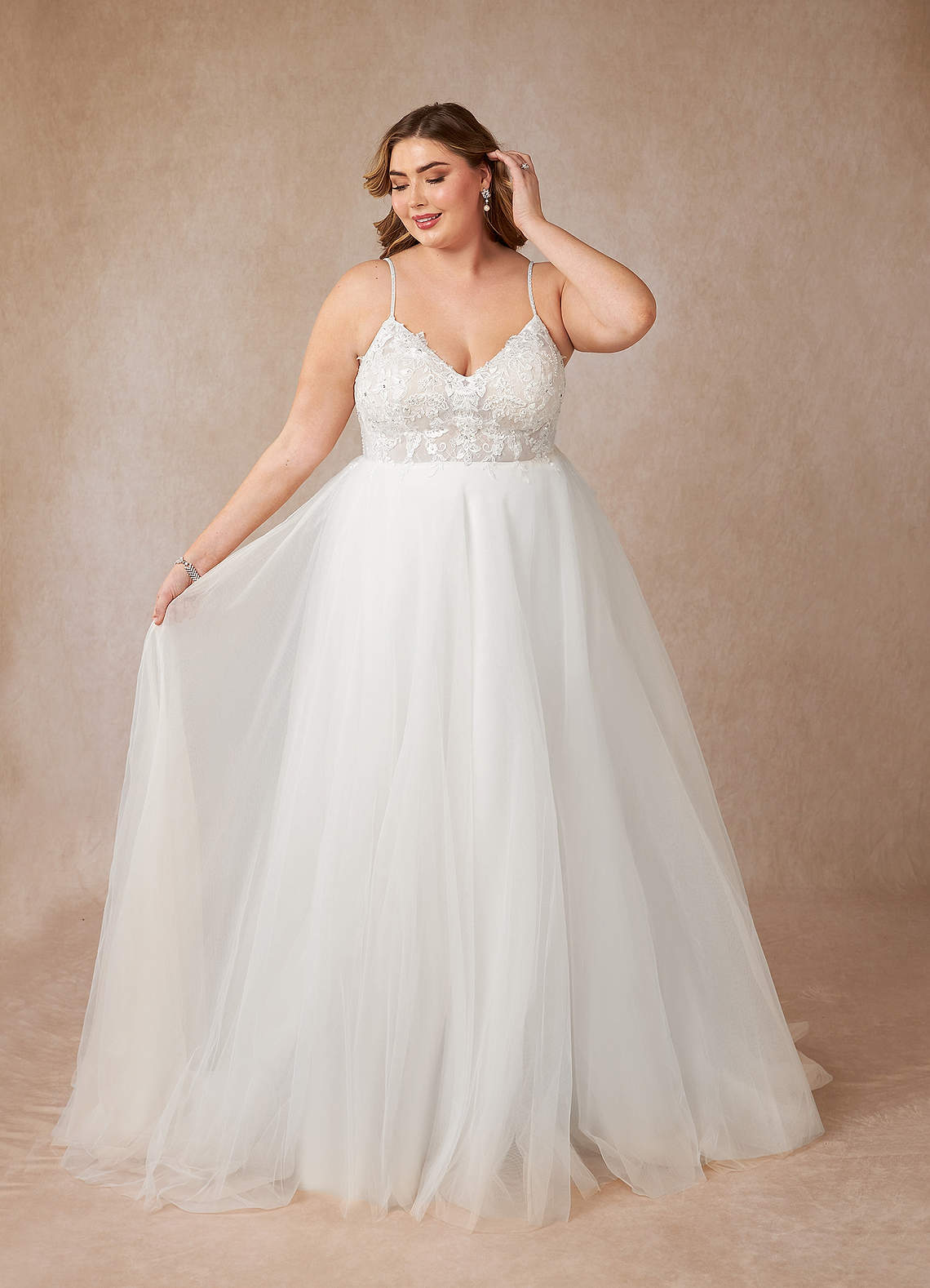 Azazie Tatiana Vestidos de novia Vestido de Diamante Blanco de Tul de Corte en A con Lentejuelas cuello pico image1