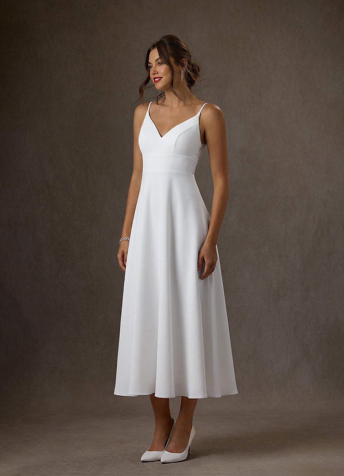 Azazie Xena Vestidos de noiva Vestido Diamante Branco de Crepe Esticado de Linha A image7