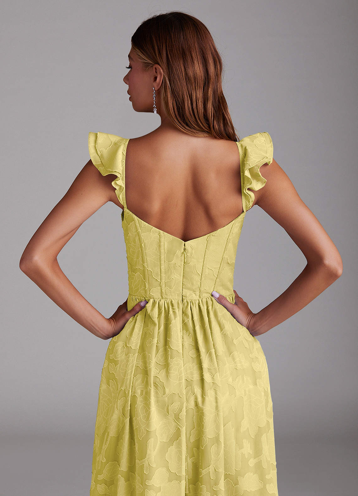 Azazie Denisse Robes de demoiselle d'honneur Robe Trapèze en Blumen-Burnout Rayé Canari image5